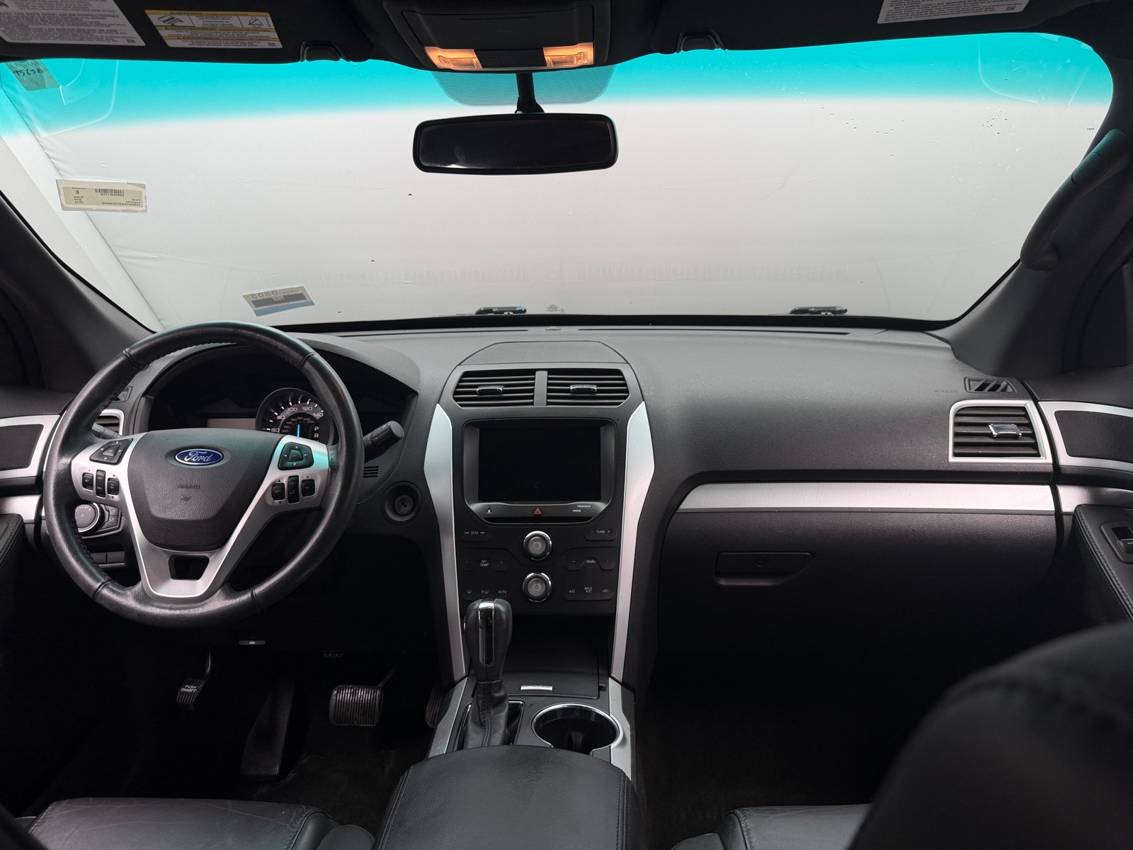 Thumbnail: 2015 Ford Explorer - 3