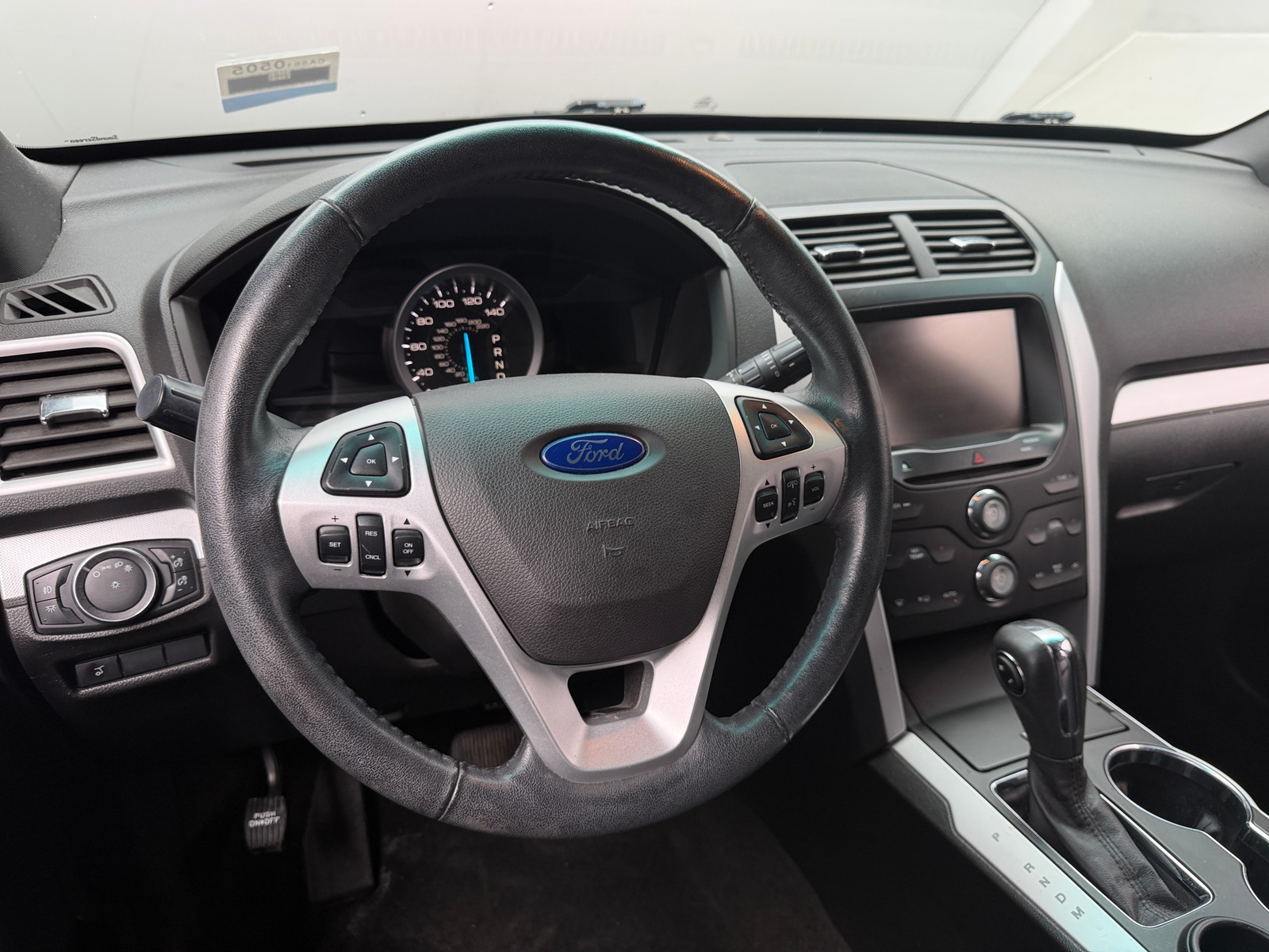Thumbnail: 2015 Ford Explorer - 5