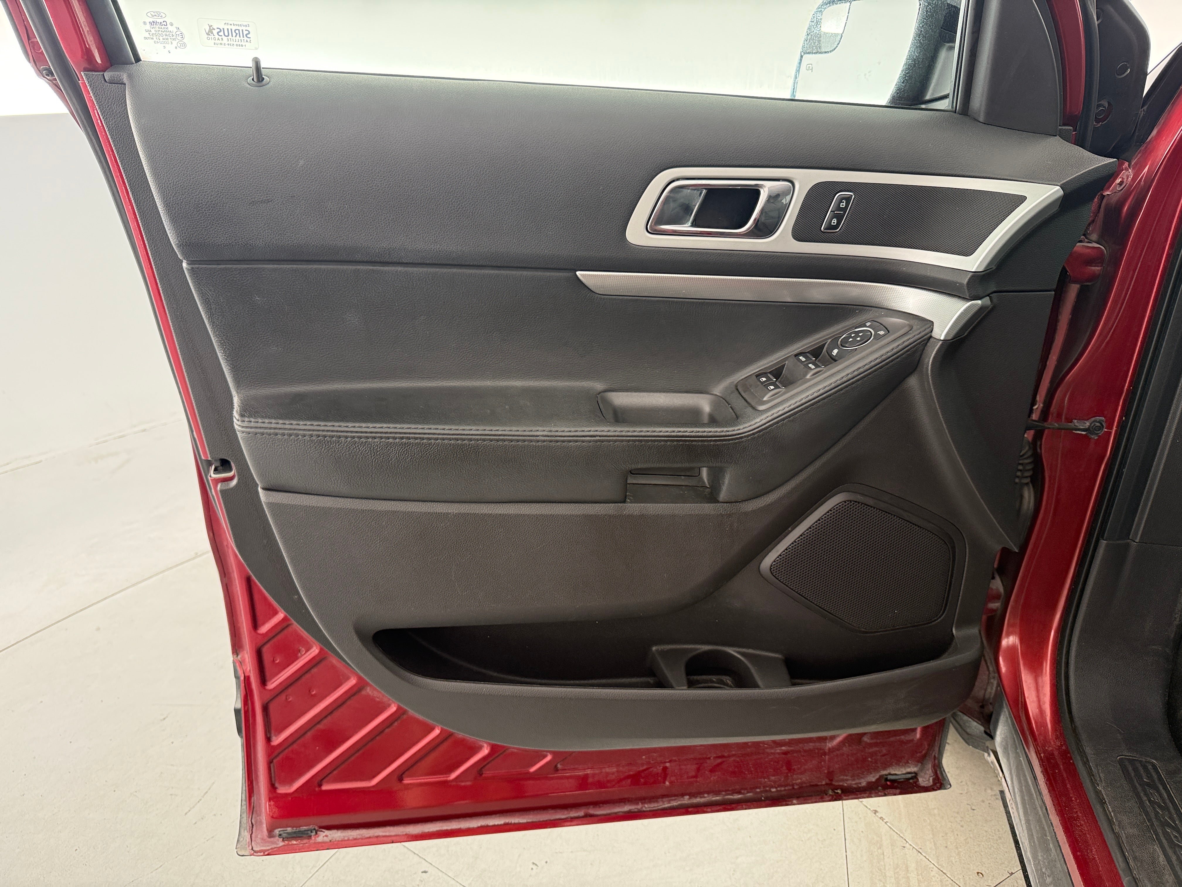 Used 2015 Ford Explorer XLT with VIN 1FM5K7D83FGC36808 for sale in Eagan, Minnesota