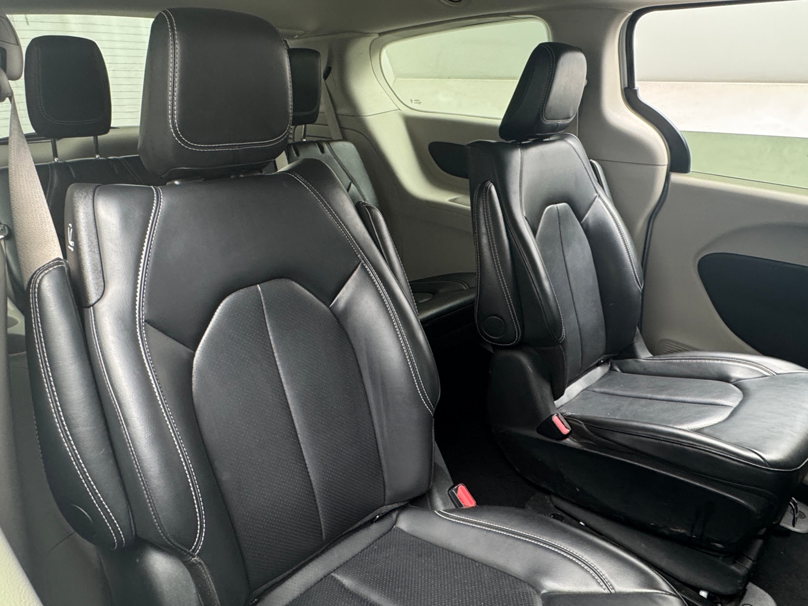 Thumbnail: 2024 Chrysler Pacifica - 5