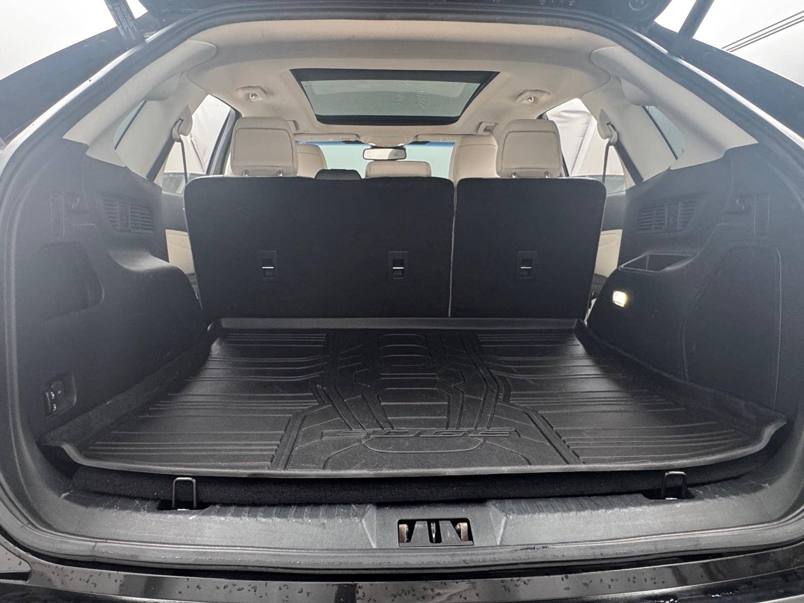 Thumbnail: 2020 Ford Edge - 6