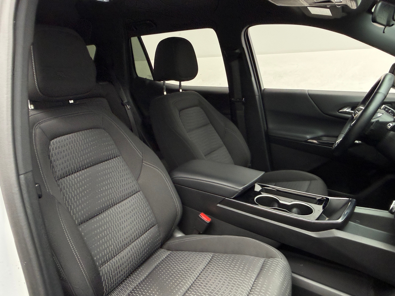 Thumbnail: 2025 Chevrolet Equinox - 2