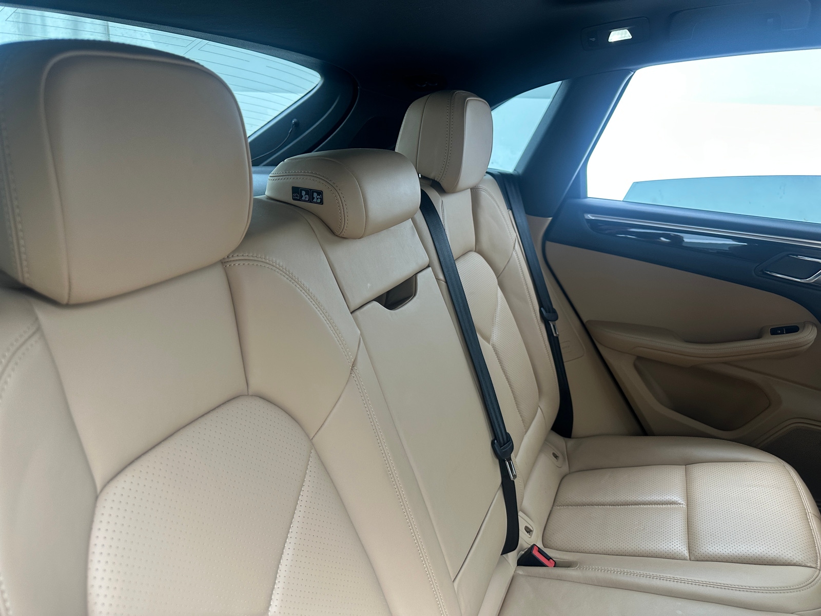 Thumbnail: 2018 Porsche Macan - 5