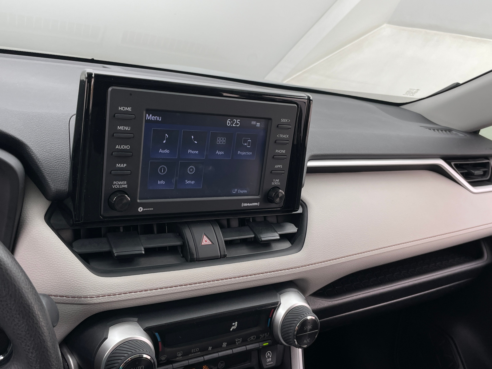 Thumbnail: 2021 Toyota RAV4 - 4