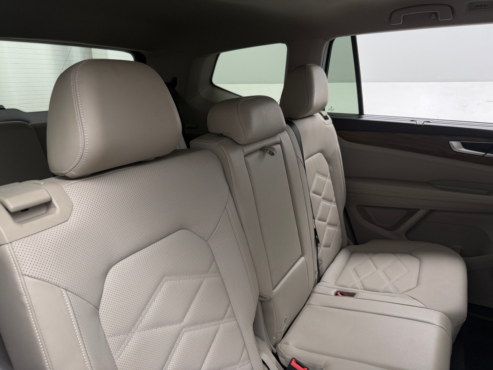 Thumbnail: 2024 Volkswagen Atlas - 5