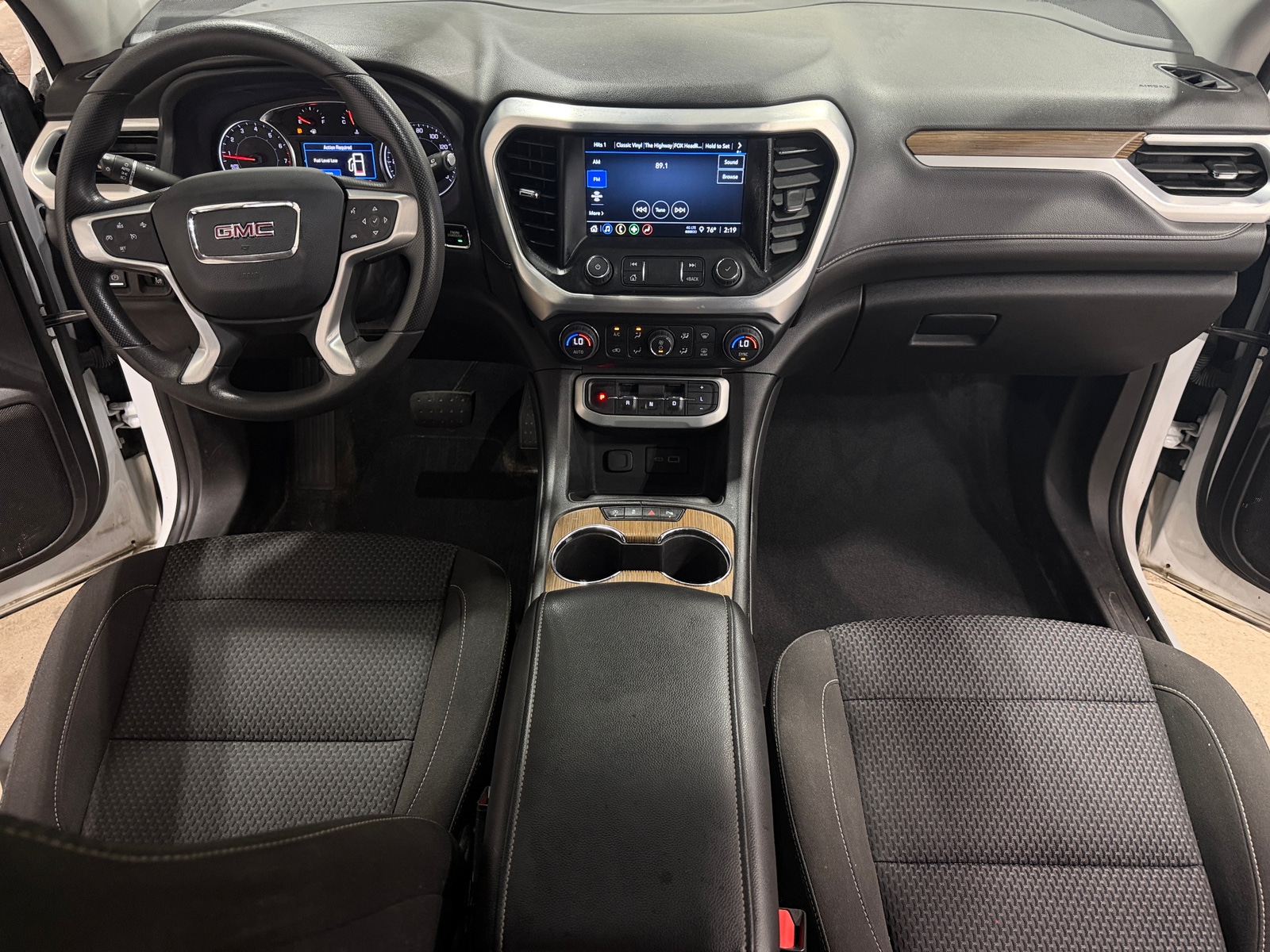 Thumbnail: 2022 GMC Acadia - 3