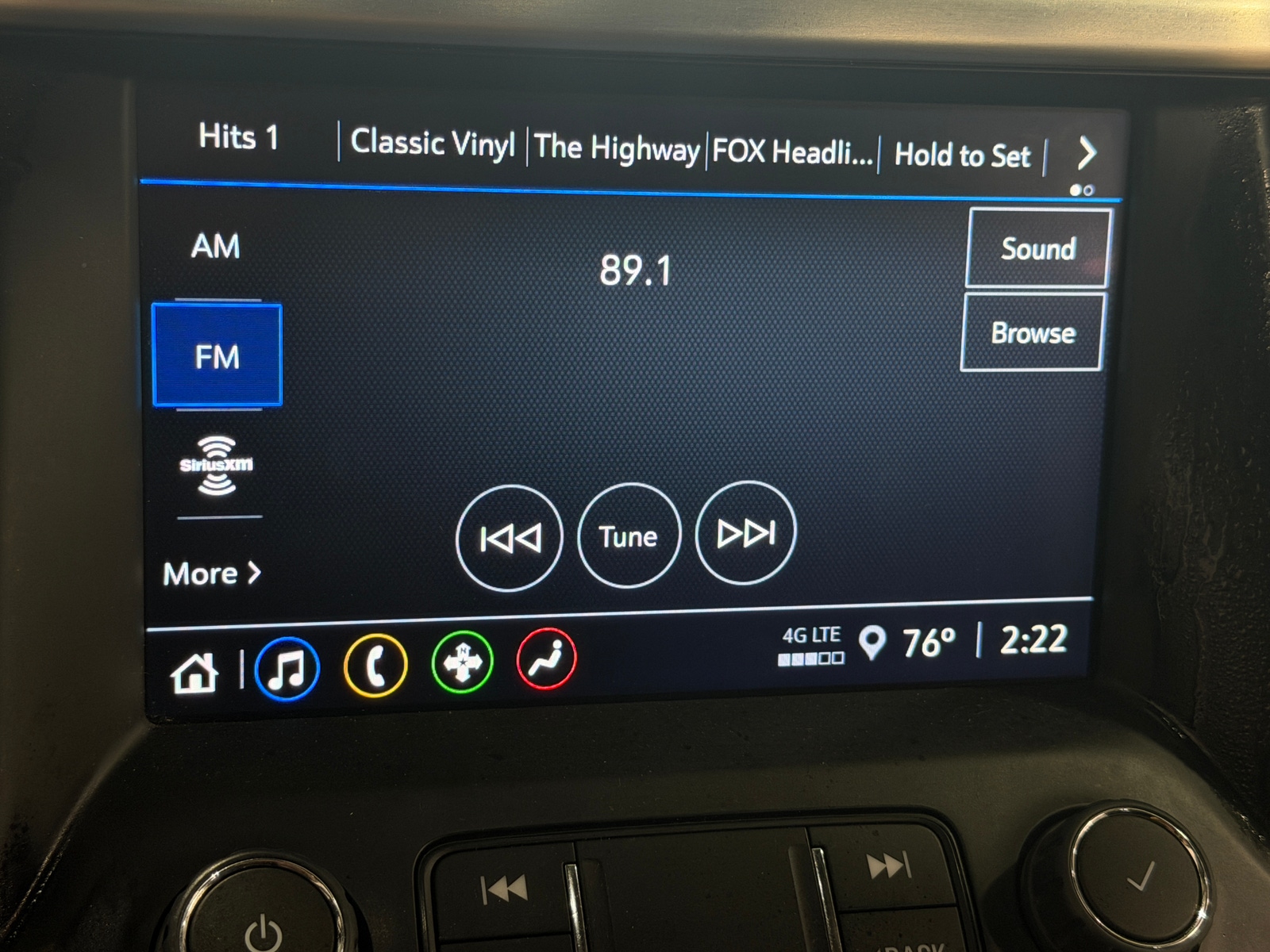 Thumbnail: 2022 GMC Acadia - 4