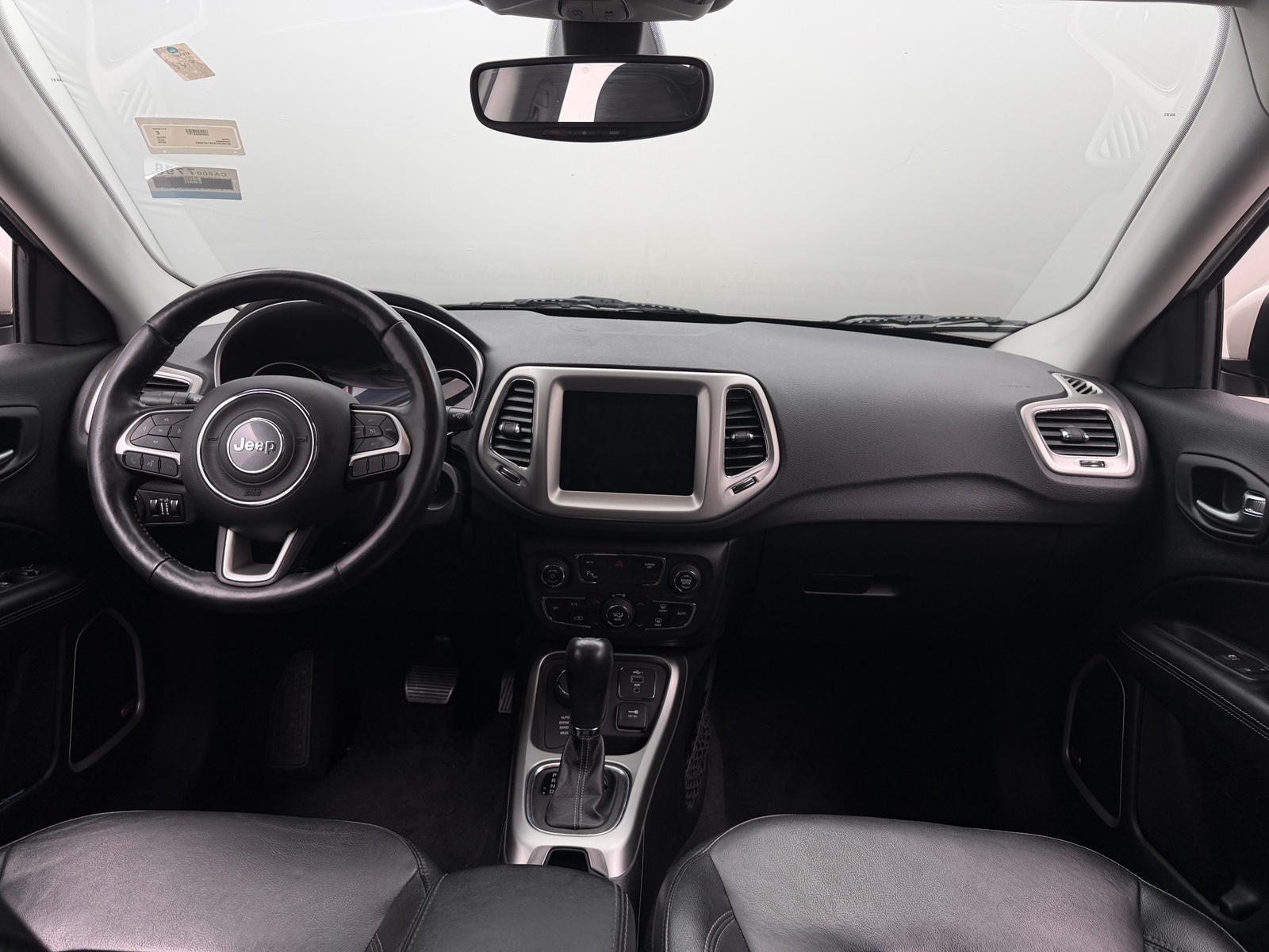 Thumbnail: 2019 Jeep Compass - 3