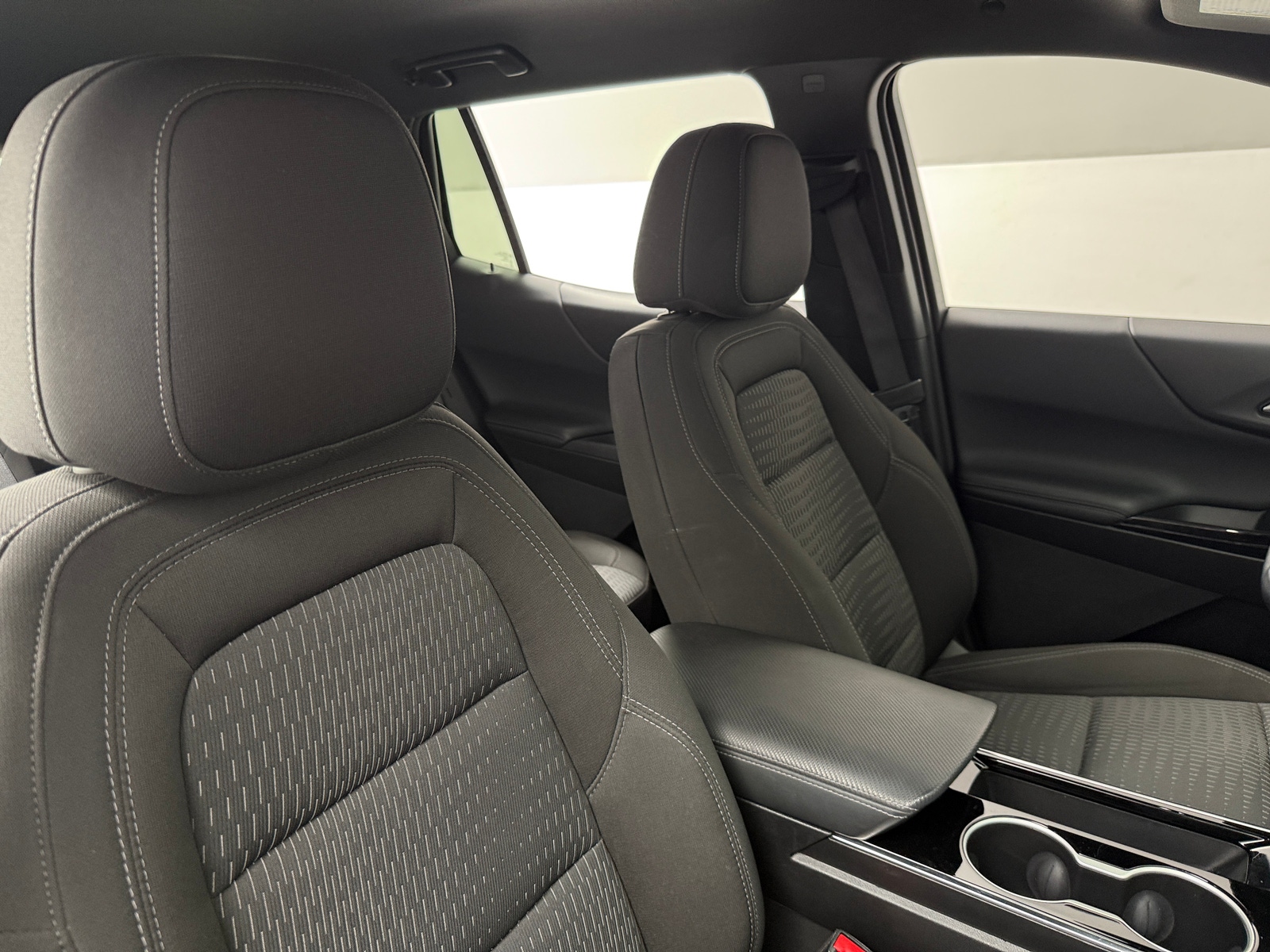 Thumbnail: 2025 Chevrolet Equinox - 2