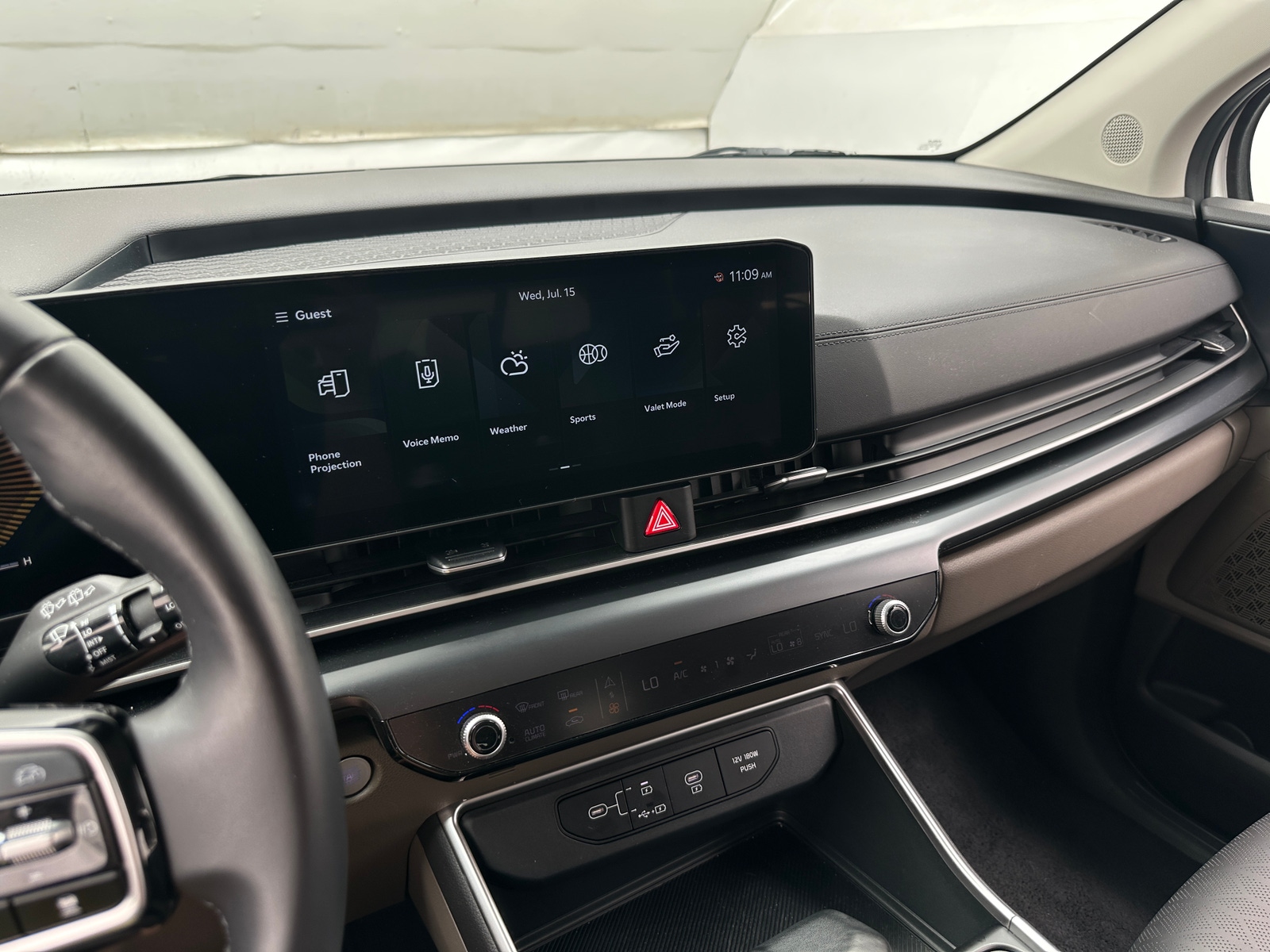 Thumbnail: 2026 Kia Carnival - 3