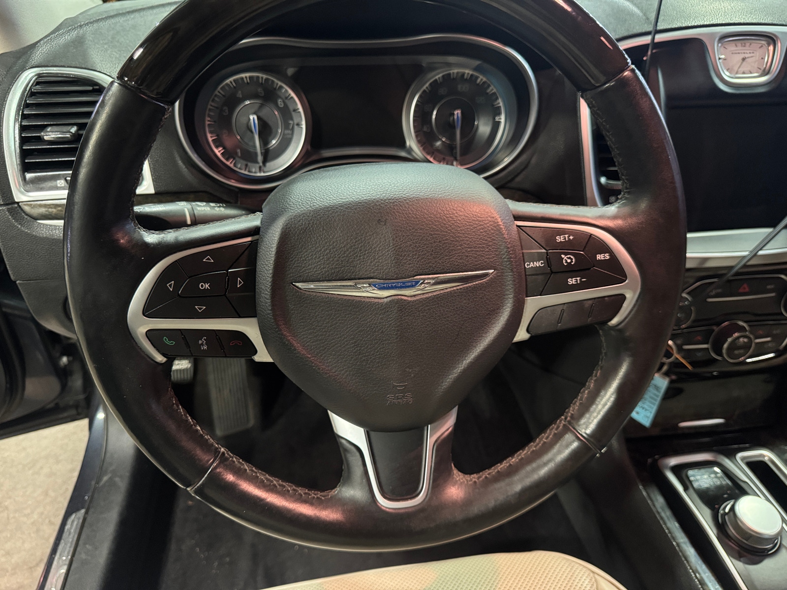 Thumbnail: 2016 Chrysler 300 - 4