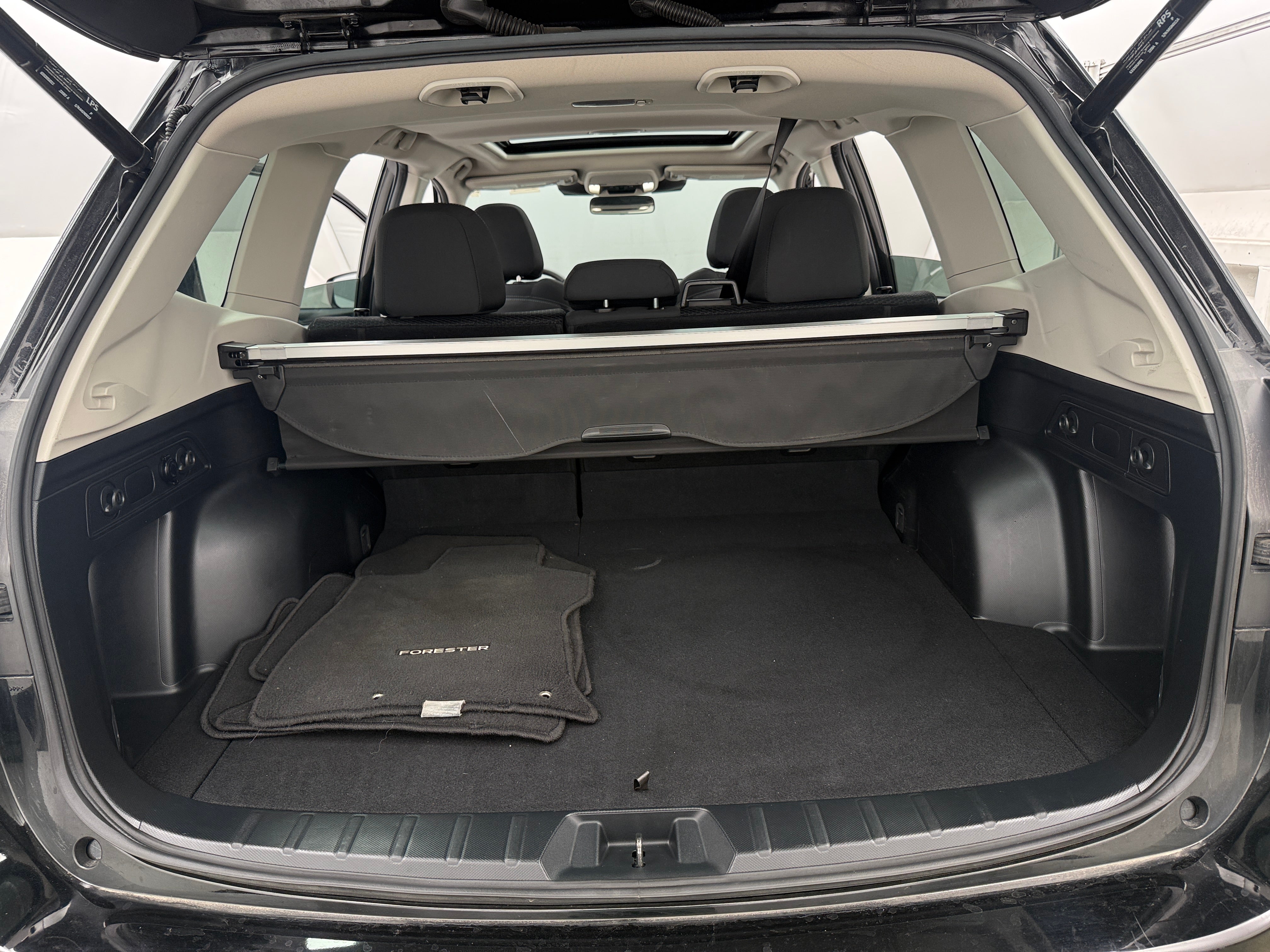 2022 Subaru Forester Premium - Photo 9