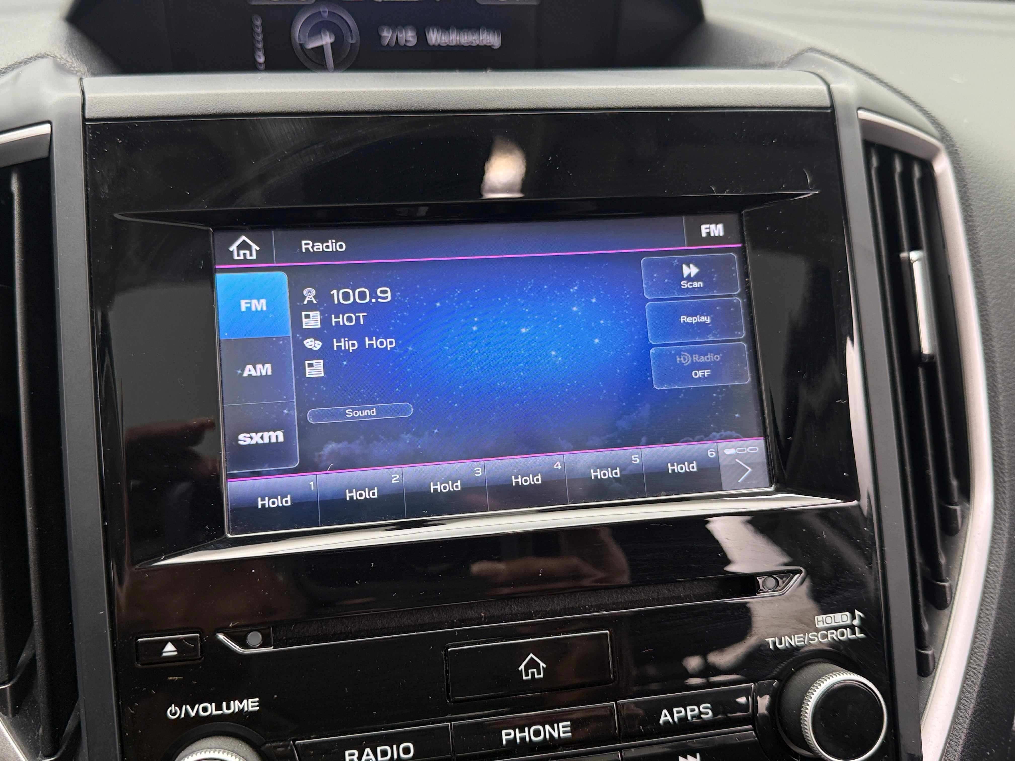 2022 Subaru Forester Premium - Photo 11