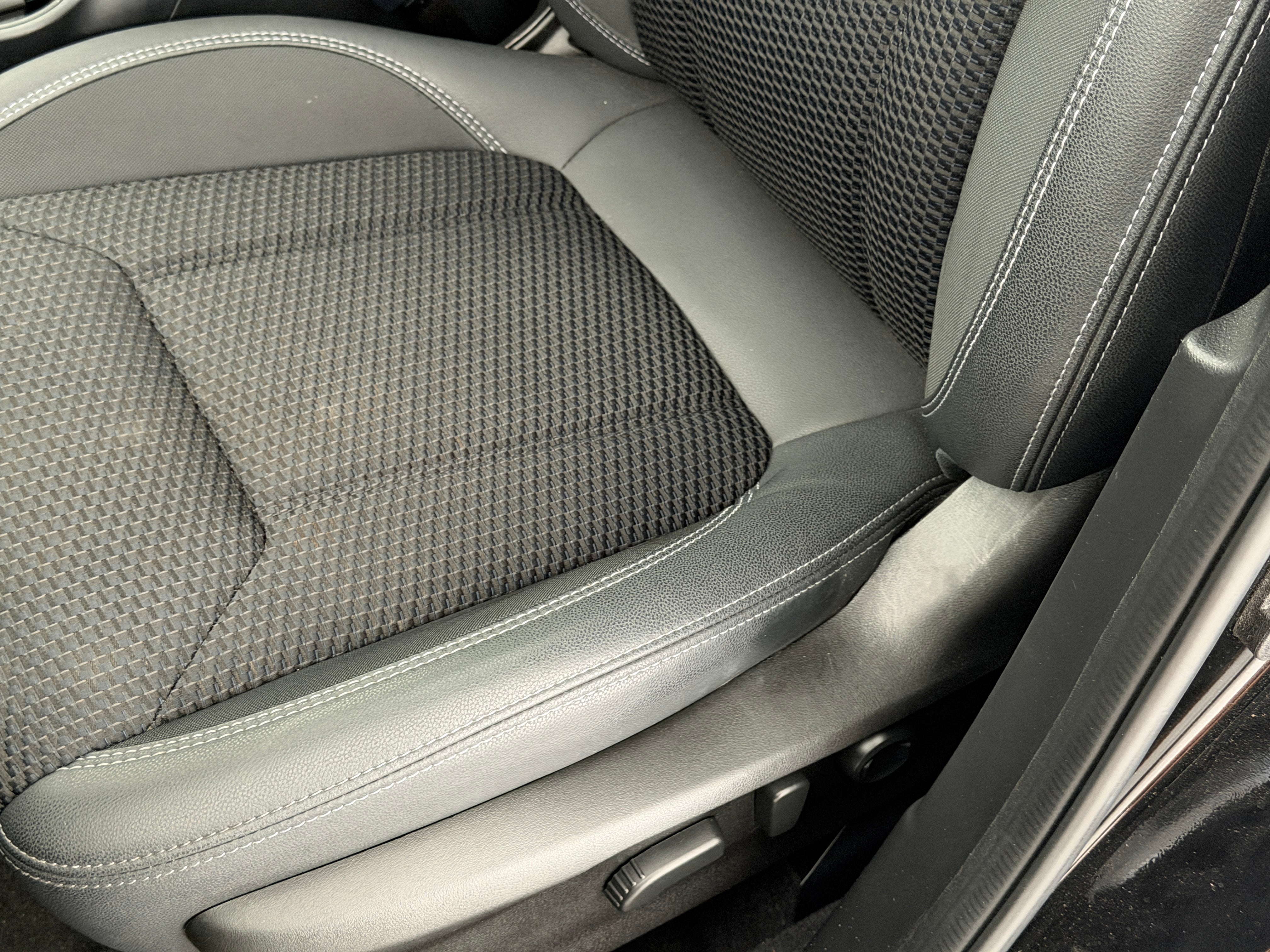 2022 Subaru Forester Premium - Photo 20