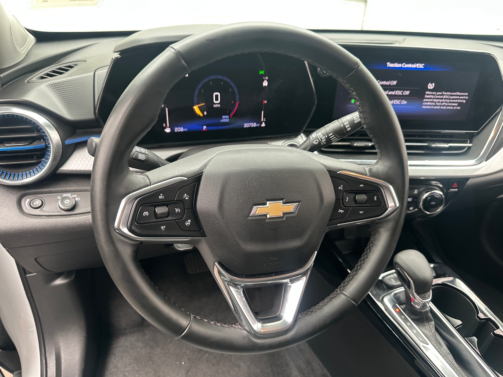 Thumbnail: 2025 Chevrolet Trax - 5