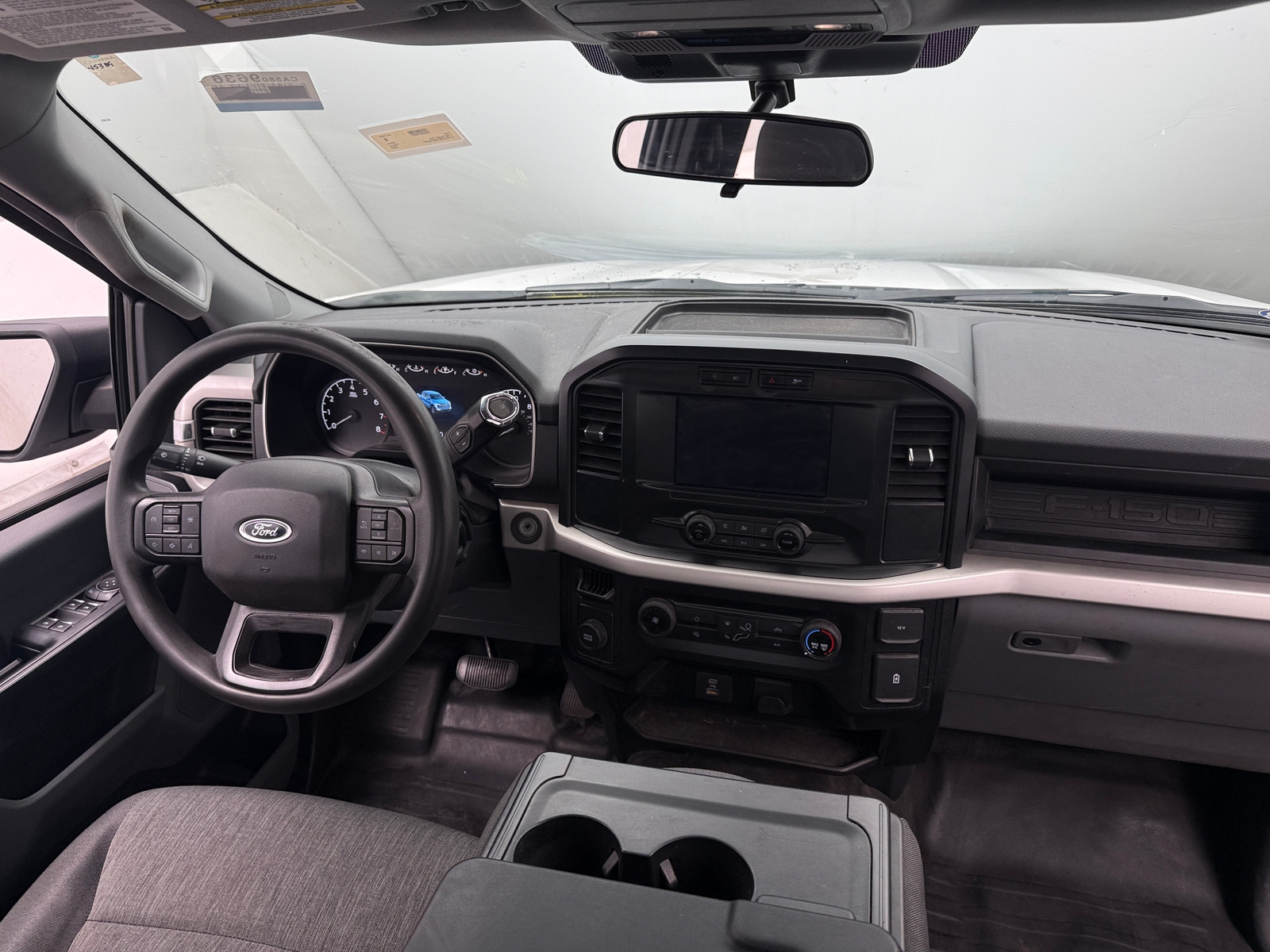 Thumbnail: 2022 Ford Econoline - 3