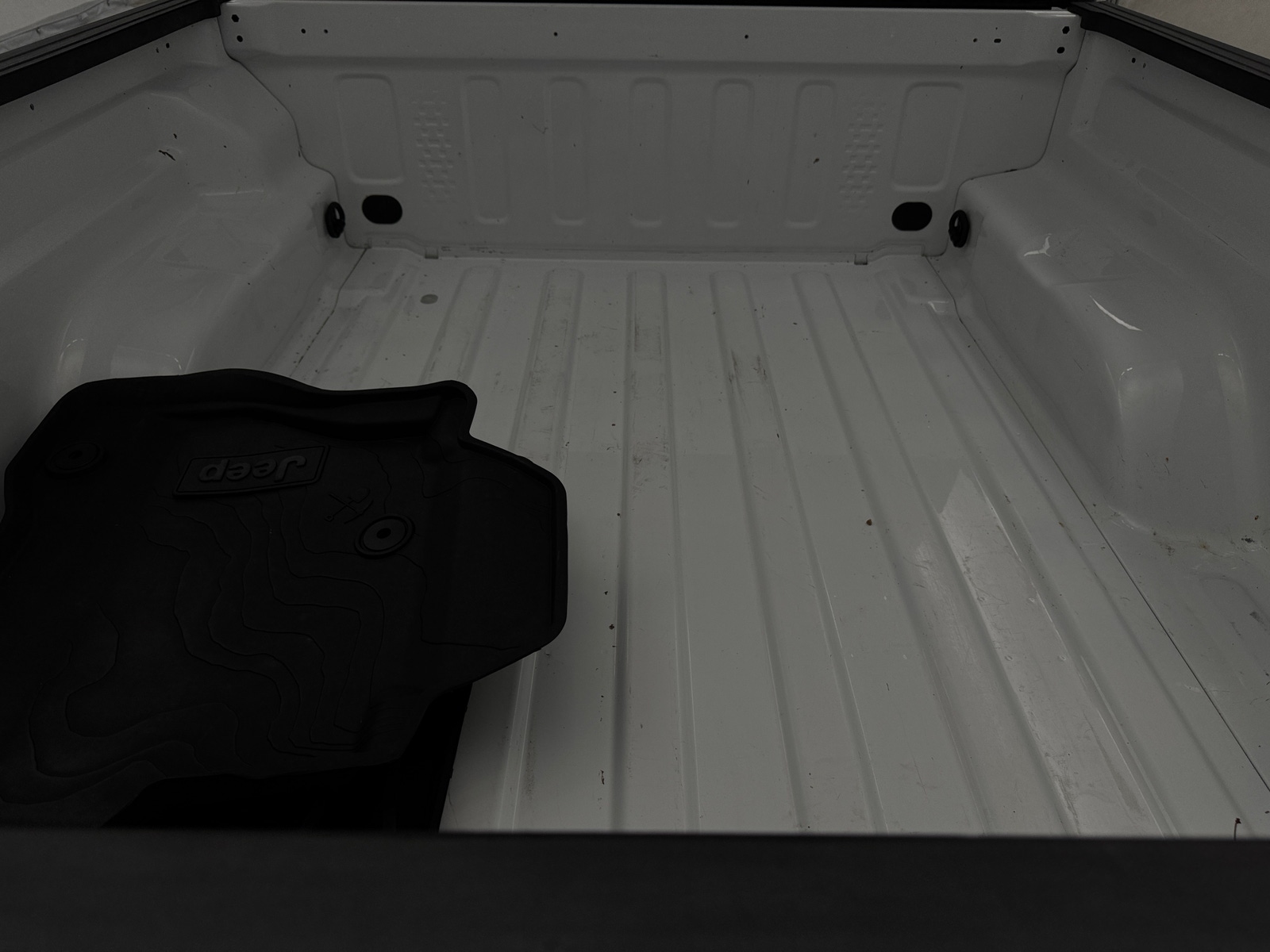 Thumbnail: 2022 Jeep Gladiator - 7
