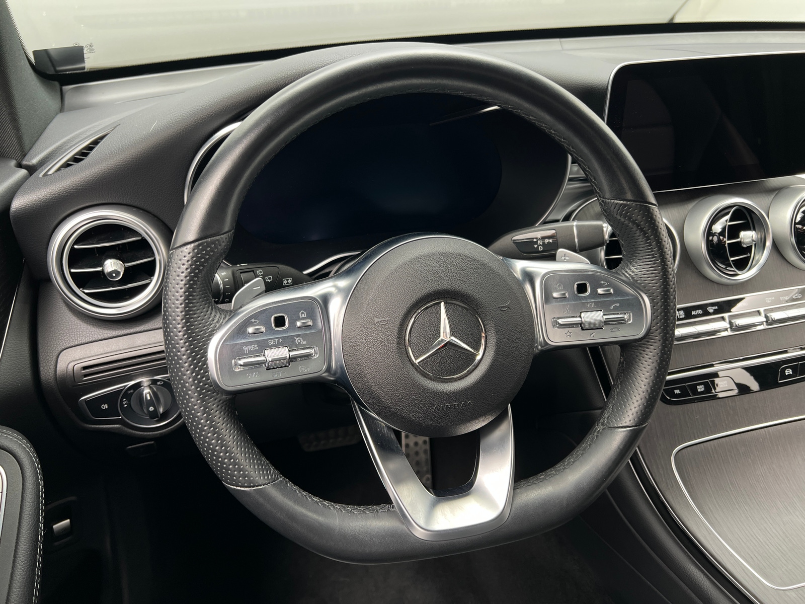 Thumbnail: 2022 Mercedes-Benz GLC - 4