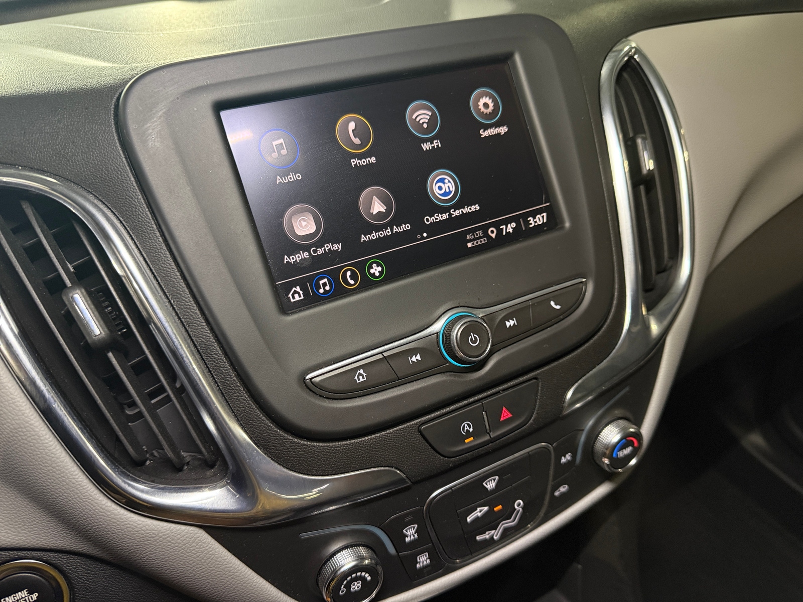 Thumbnail: 2023 Chevrolet Equinox - 4