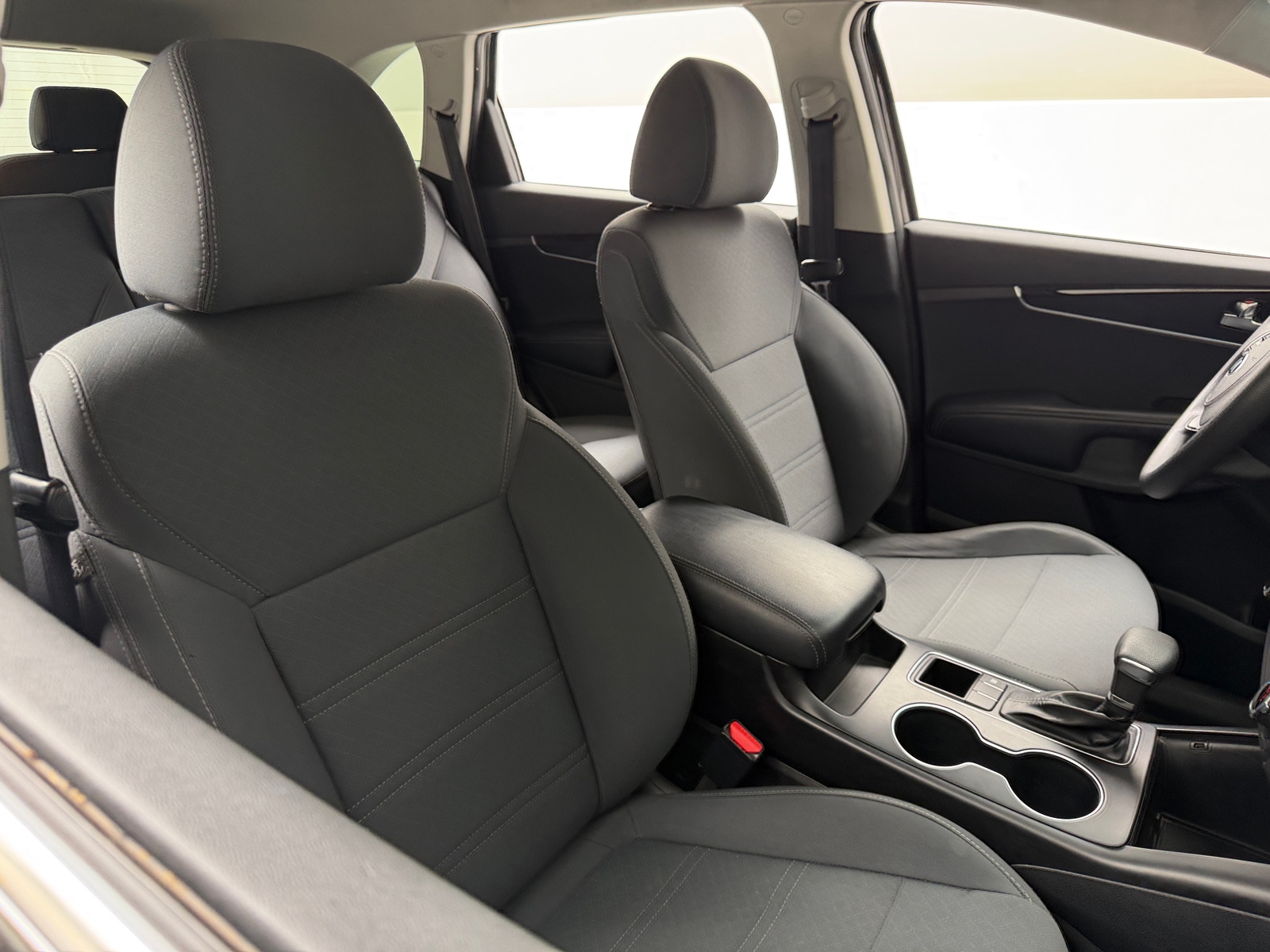 Thumbnail: 2019 Kia Sorento - 2