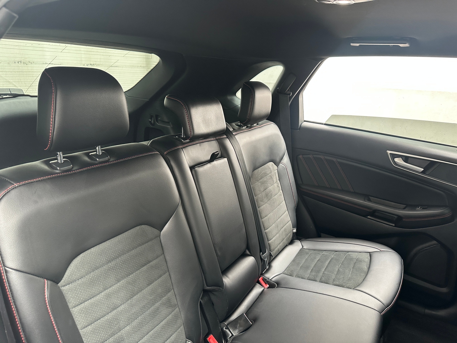 Thumbnail: 2020 Ford Edge - 5