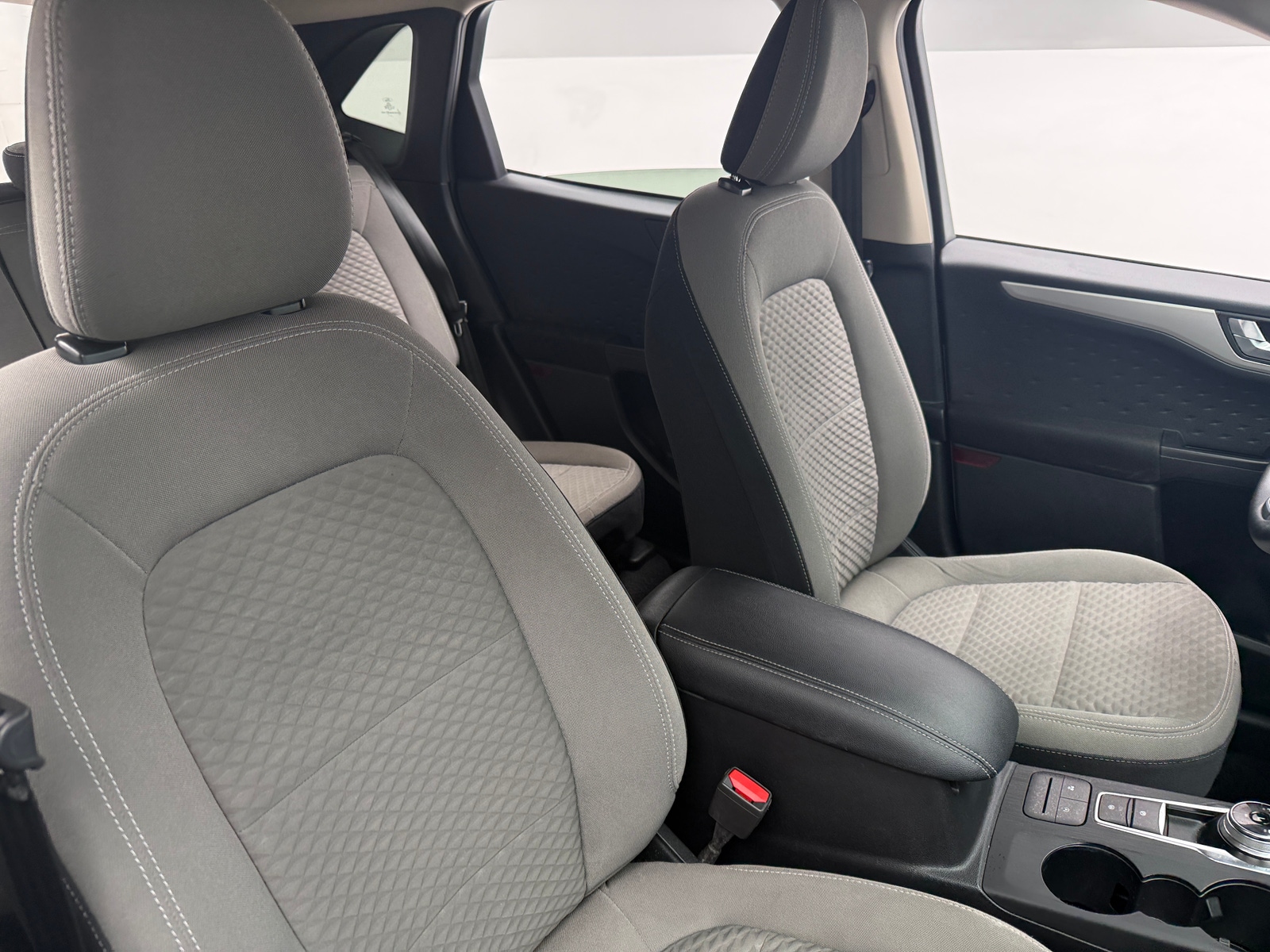 Thumbnail: 2020 Ford Escape - 2