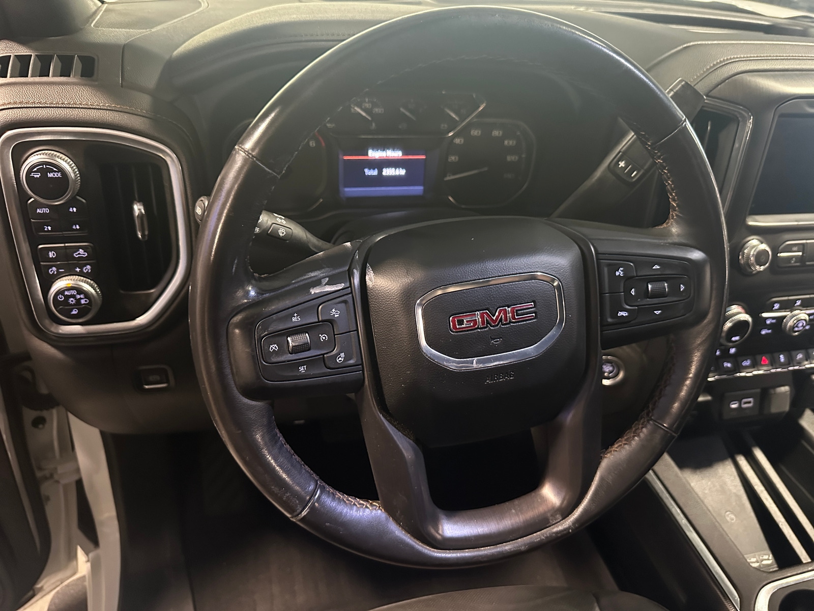 Thumbnail: 2022 GMC Sierra 1500 - 4