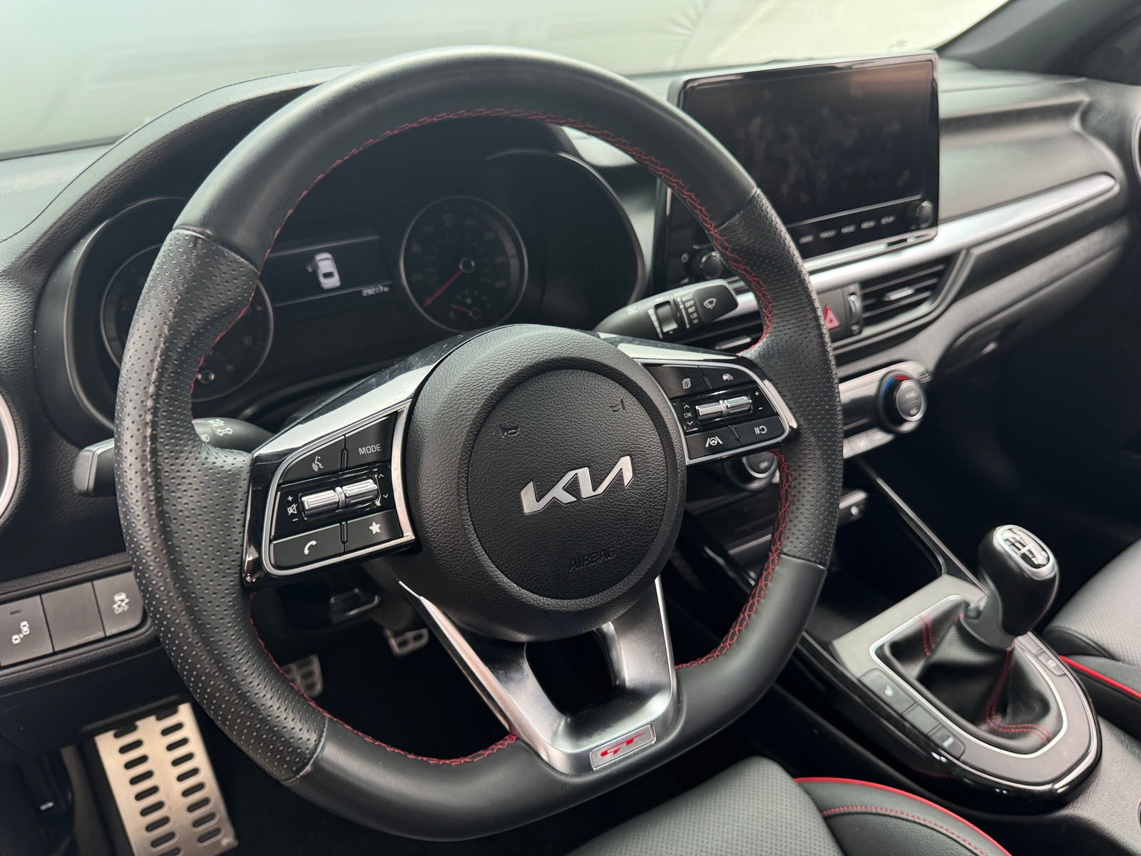 Thumbnail: 2023 Kia Forte - 4