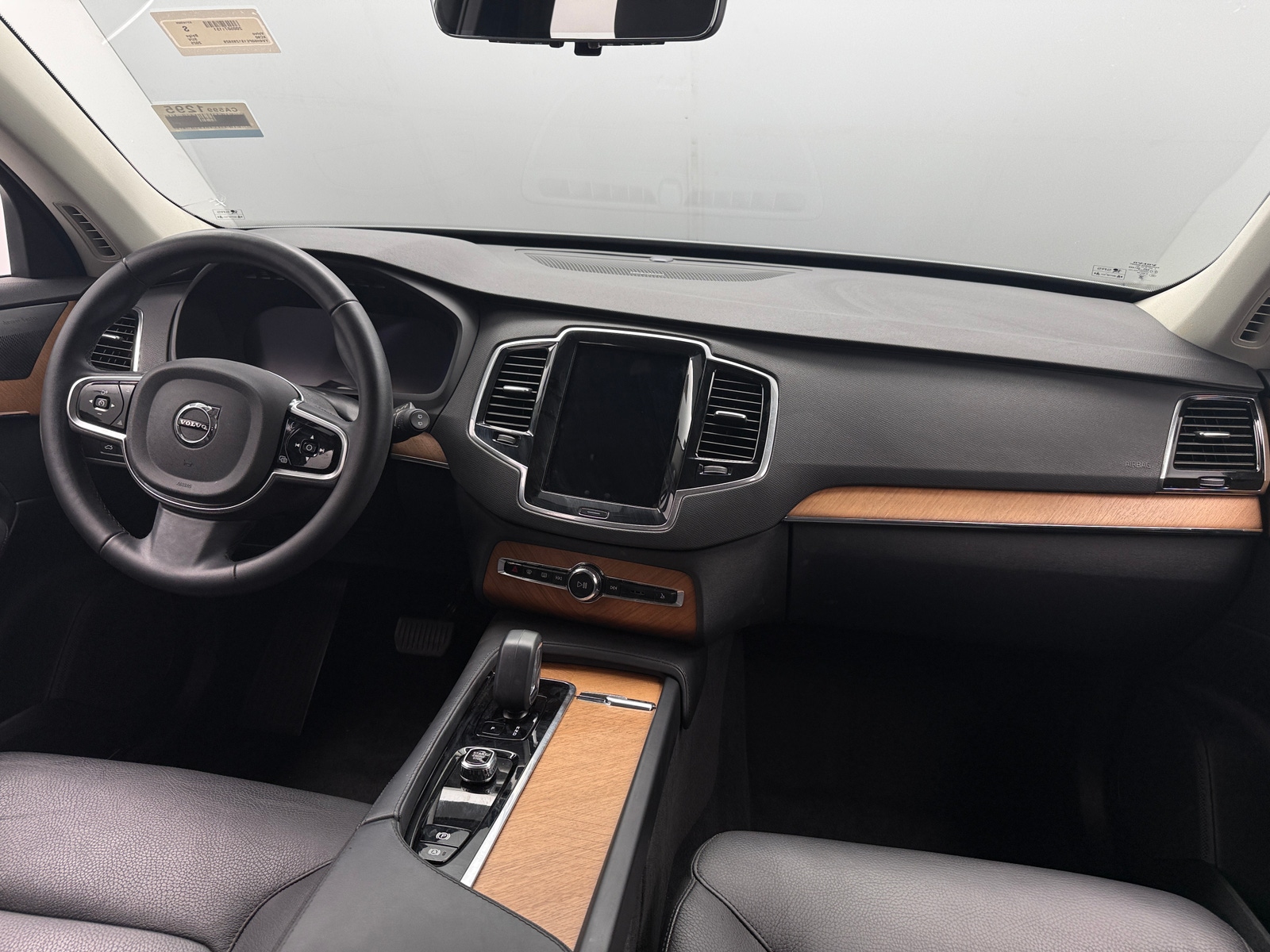 Thumbnail: 2025 Volvo XC90 - 2