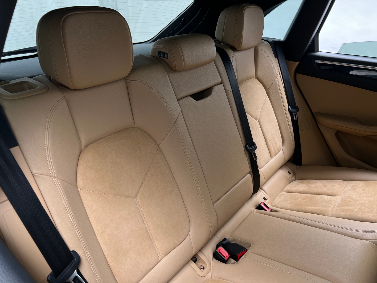 Thumbnail: 2018 Porsche Macan - 5