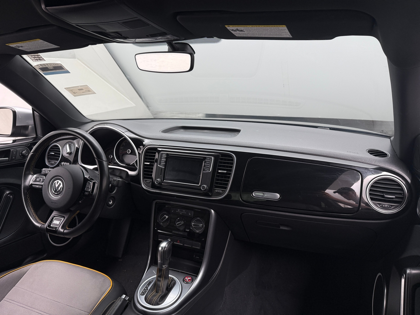 Thumbnail: 2017 Volkswagen Beetle - 3