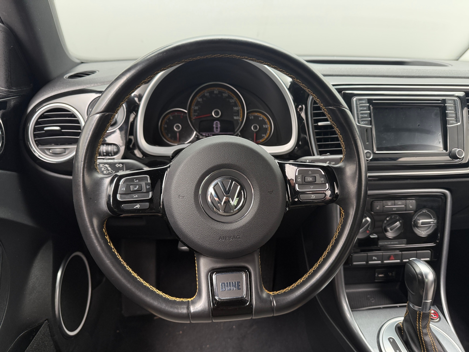 Thumbnail: 2017 Volkswagen Beetle - 5