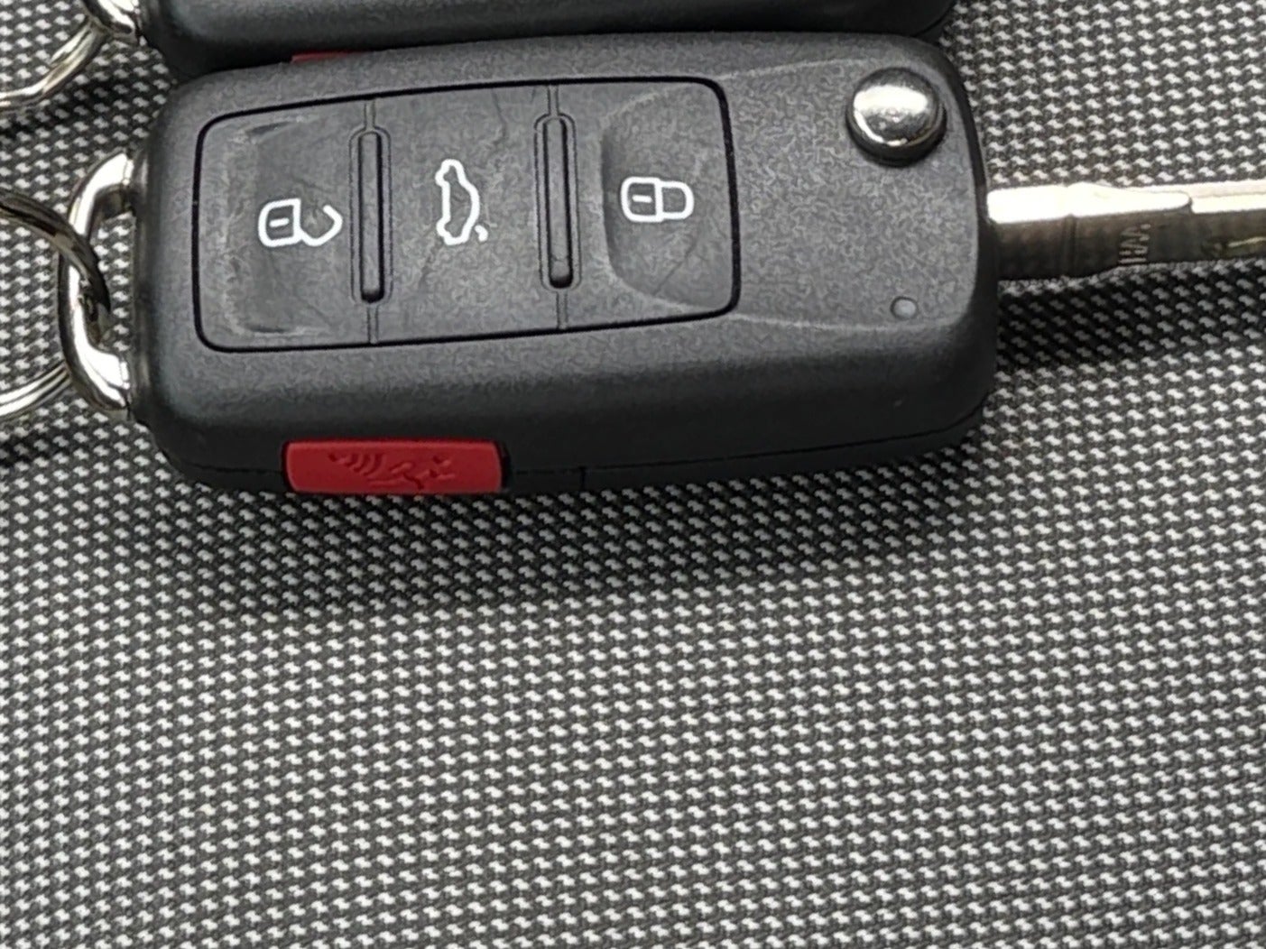 3VWS17AT2HM628302