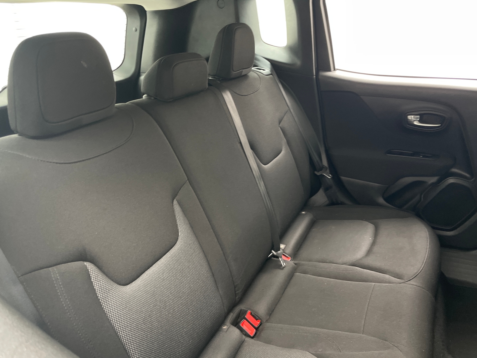 Thumbnail: 2021 Jeep Renegade - 6