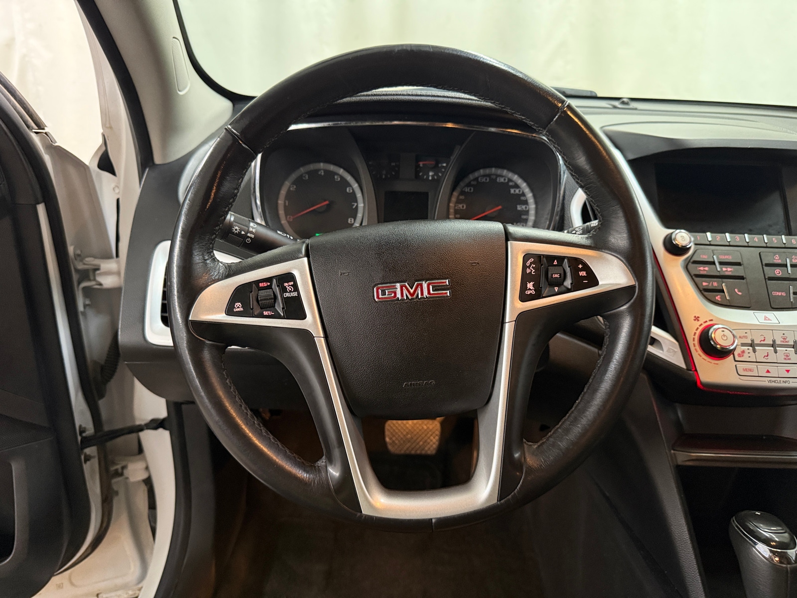 Thumbnail: 2017 GMC Terrain - 4