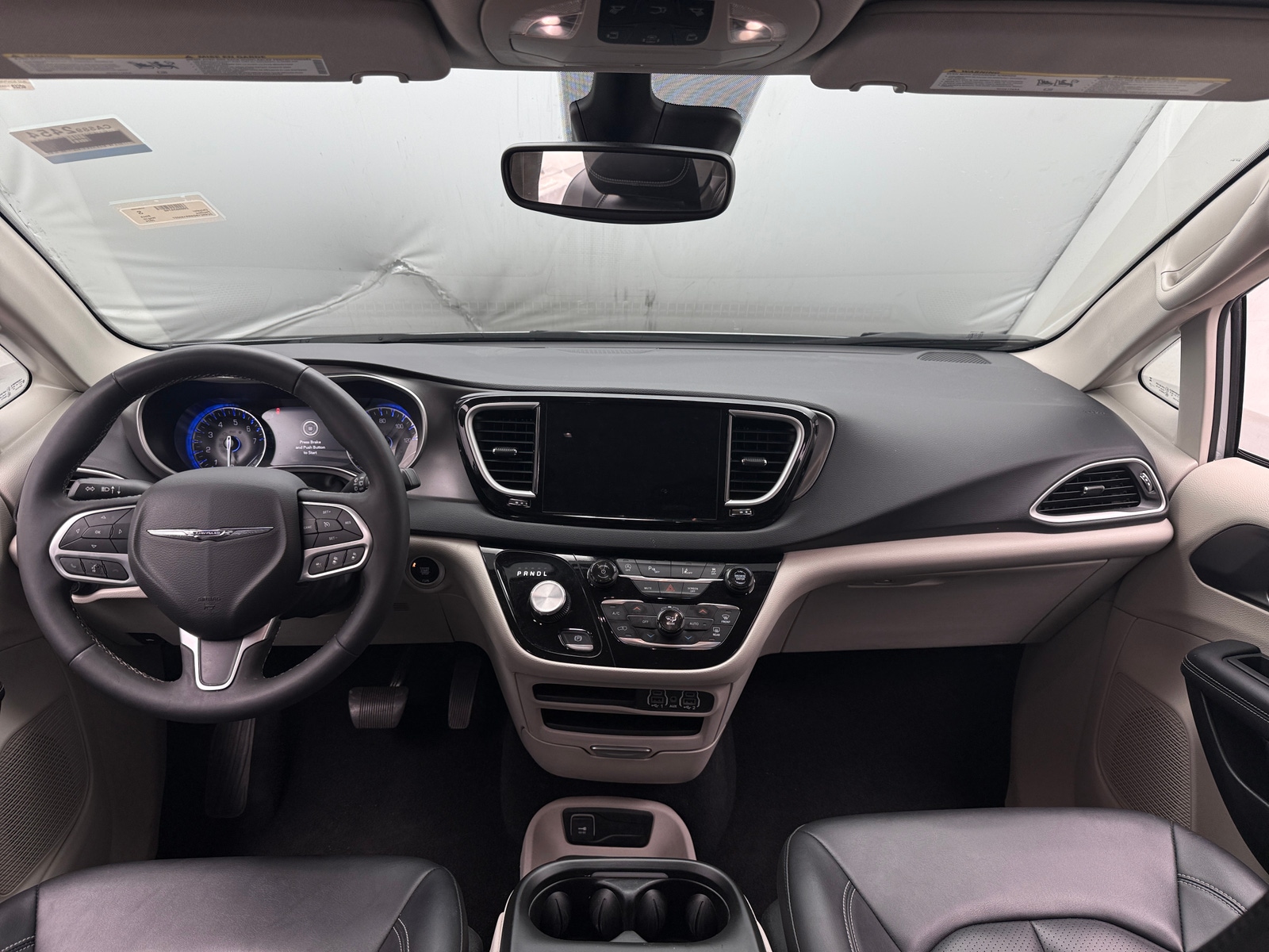 Thumbnail: 2024 Chrysler Pacifica - 2