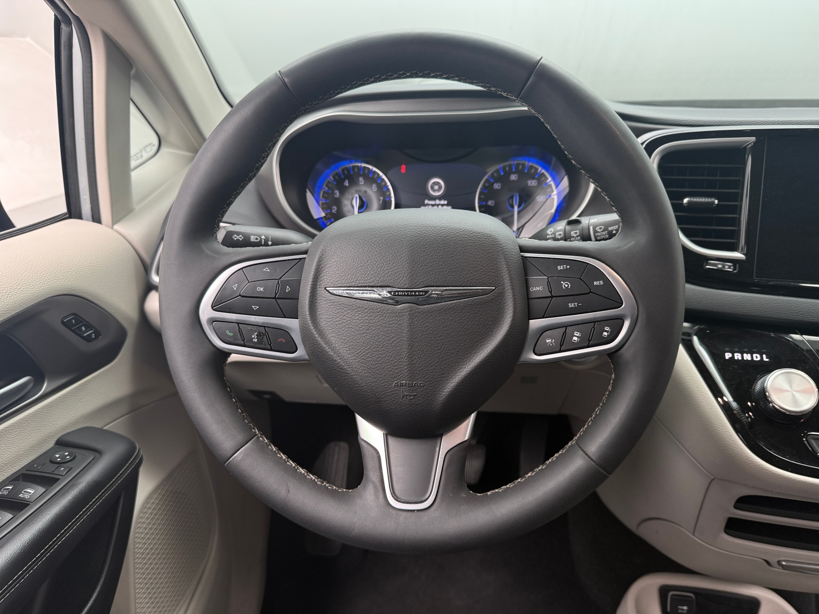 Thumbnail: 2024 Chrysler Pacifica - 4