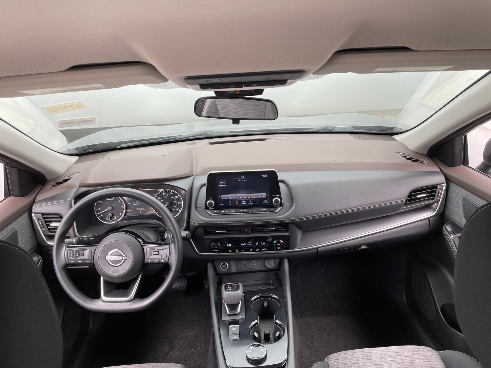 Thumbnail: 2023 Nissan Rogue - 3