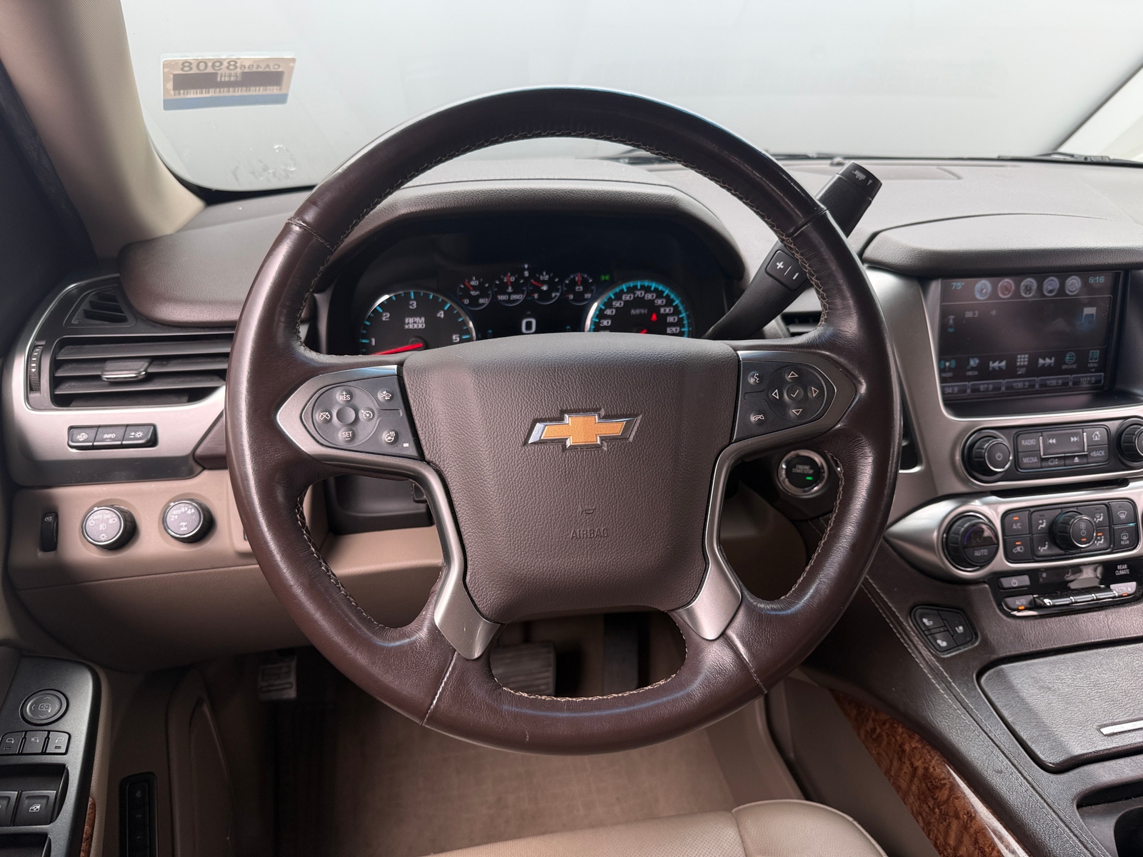 Thumbnail: 2019 Chevrolet Suburban - 4