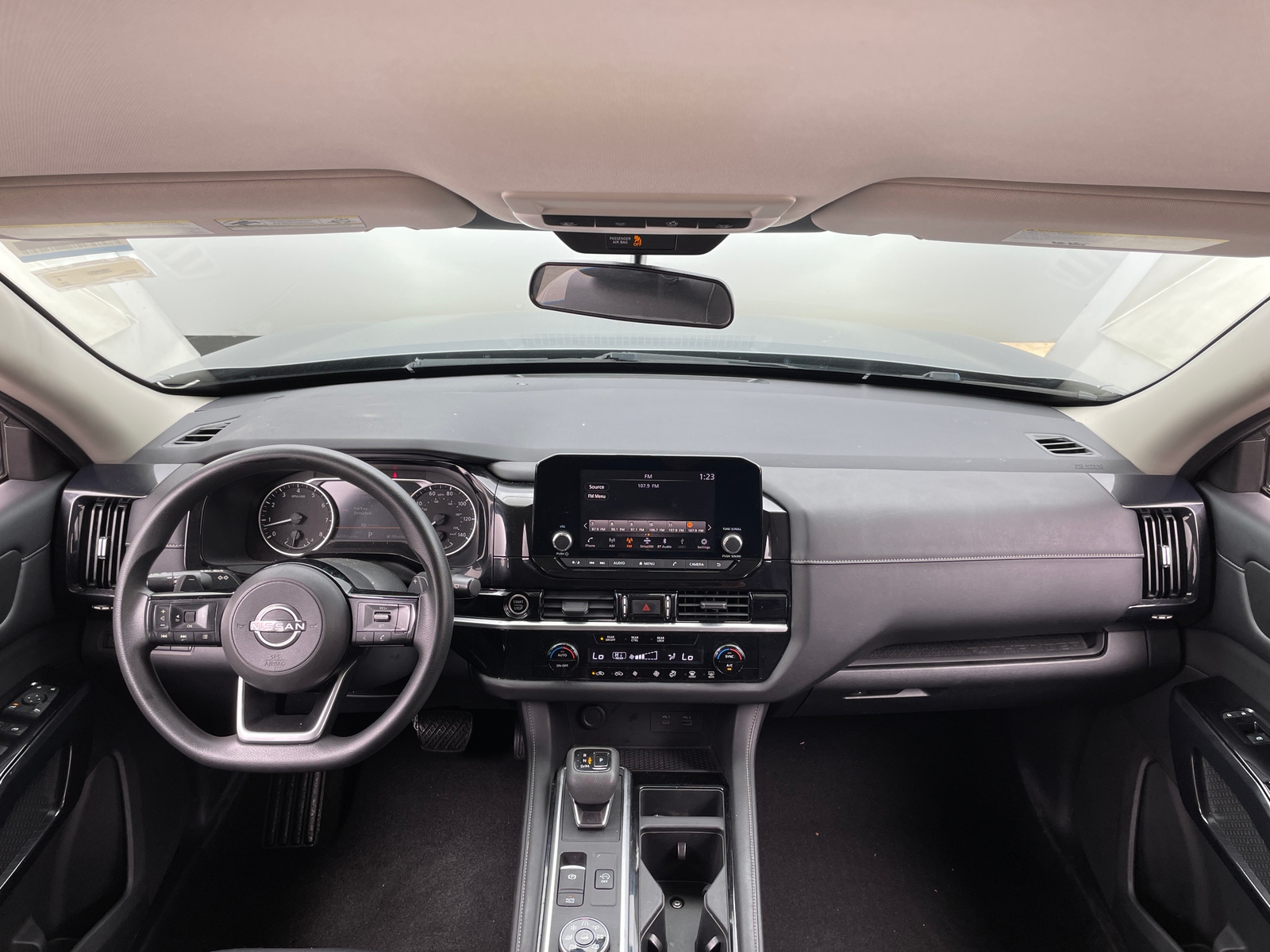 Thumbnail: 2022 Nissan Pathfinder - 3