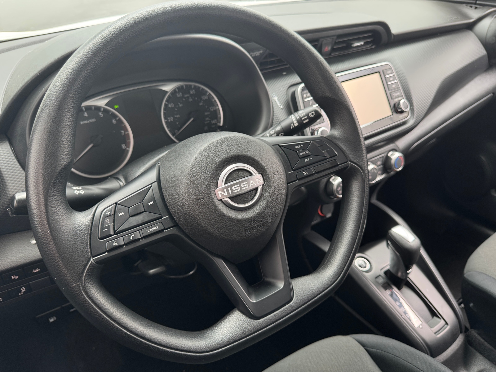 Thumbnail: 2024 Nissan Kicks - 5