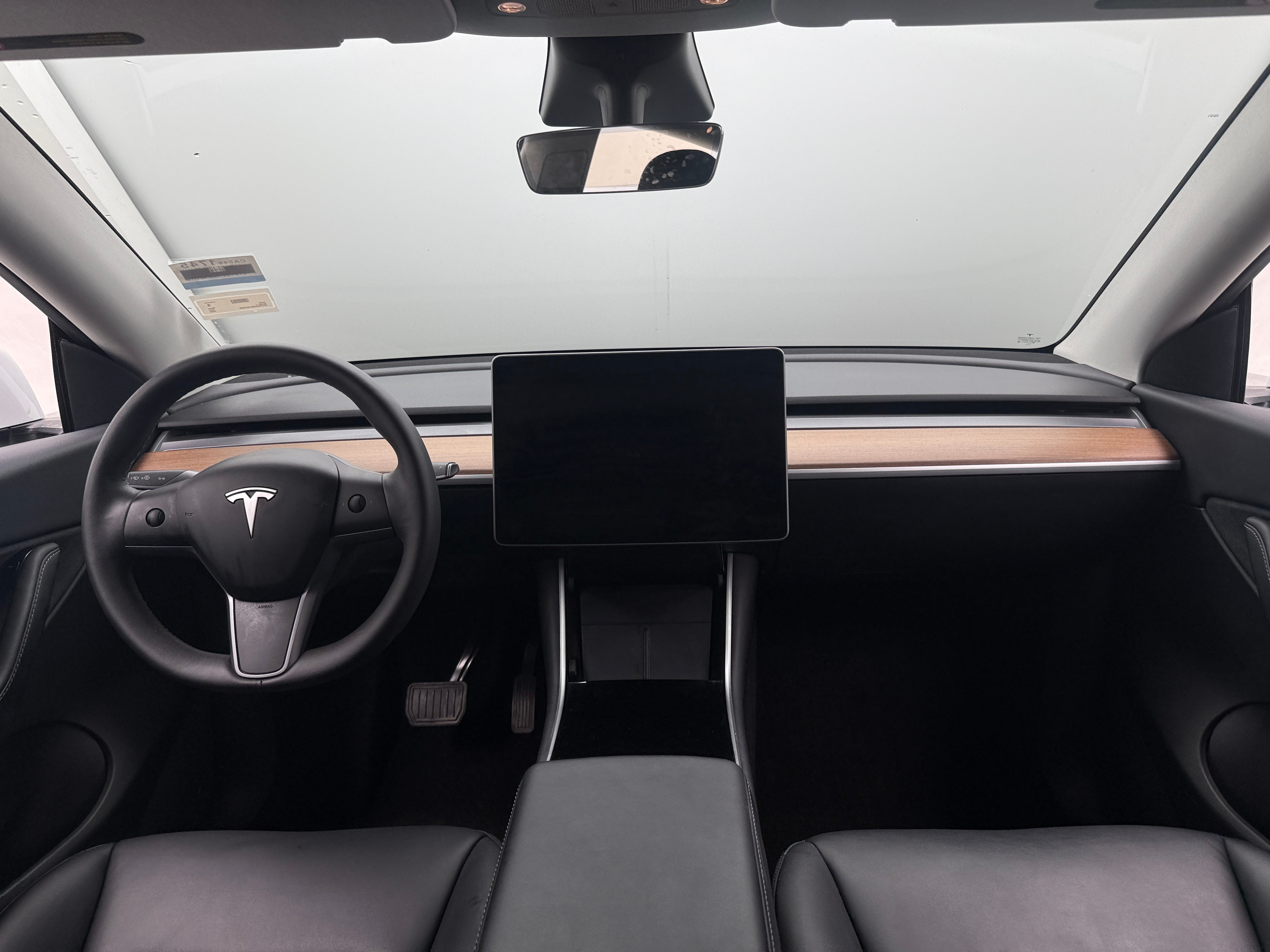 Used 2020 Tesla Model Y Long Range with VIN 5YJYGDEE5LF014220 for sale in Pewaukee, WI