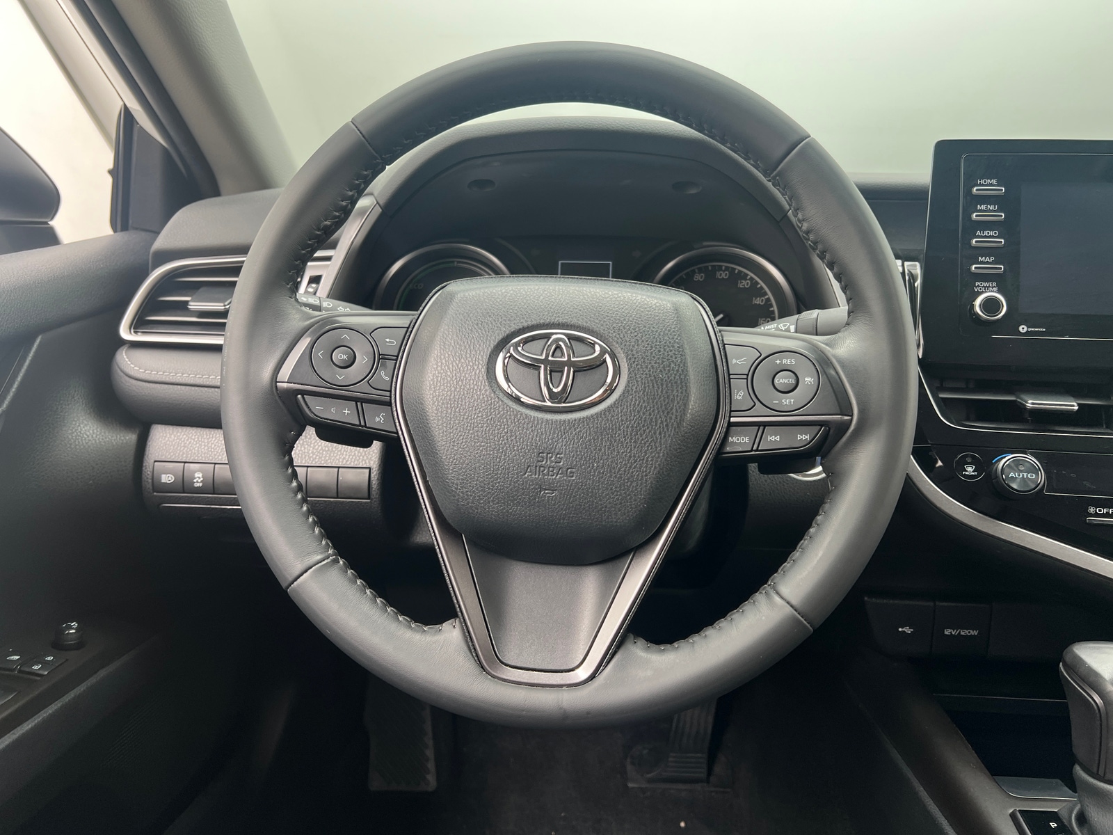Thumbnail: 2023 Toyota Camry - 4