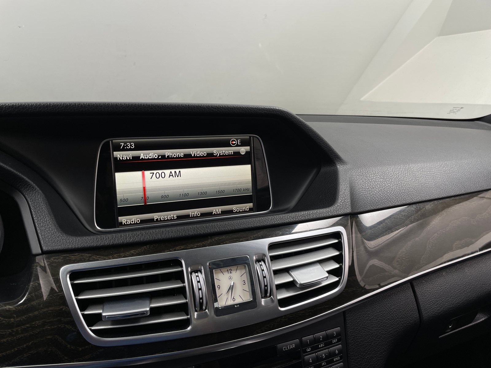 Thumbnail: 2015 Mercedes-Benz E-Class - 3