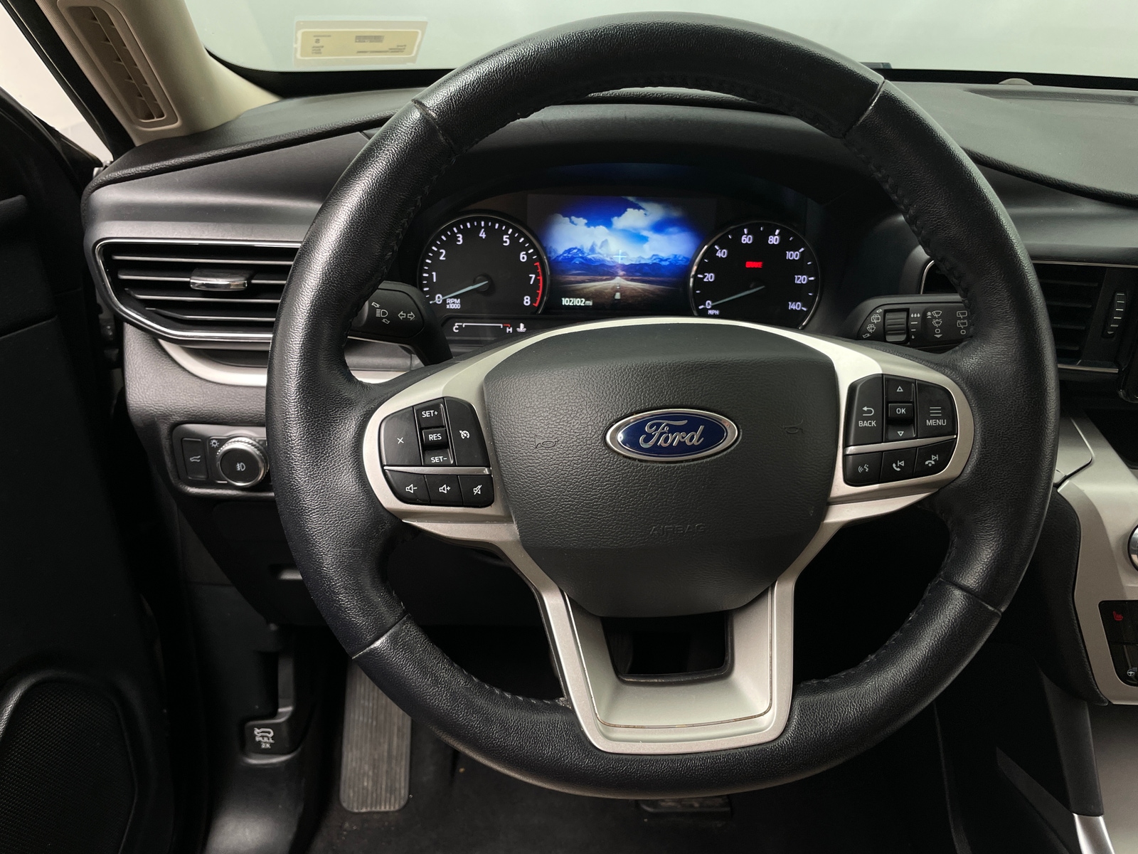 Thumbnail: 2021 Ford Explorer - 4