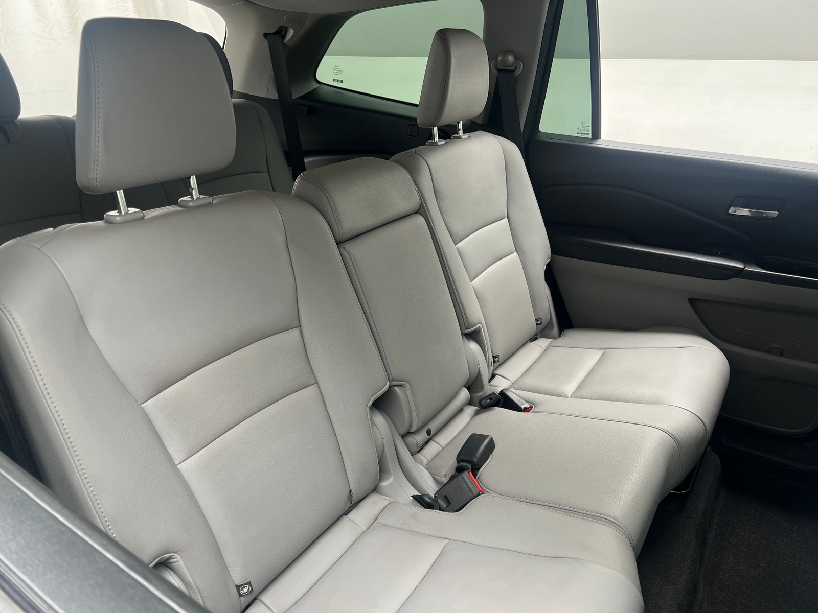 Thumbnail: 2017 Honda Pilot - 5