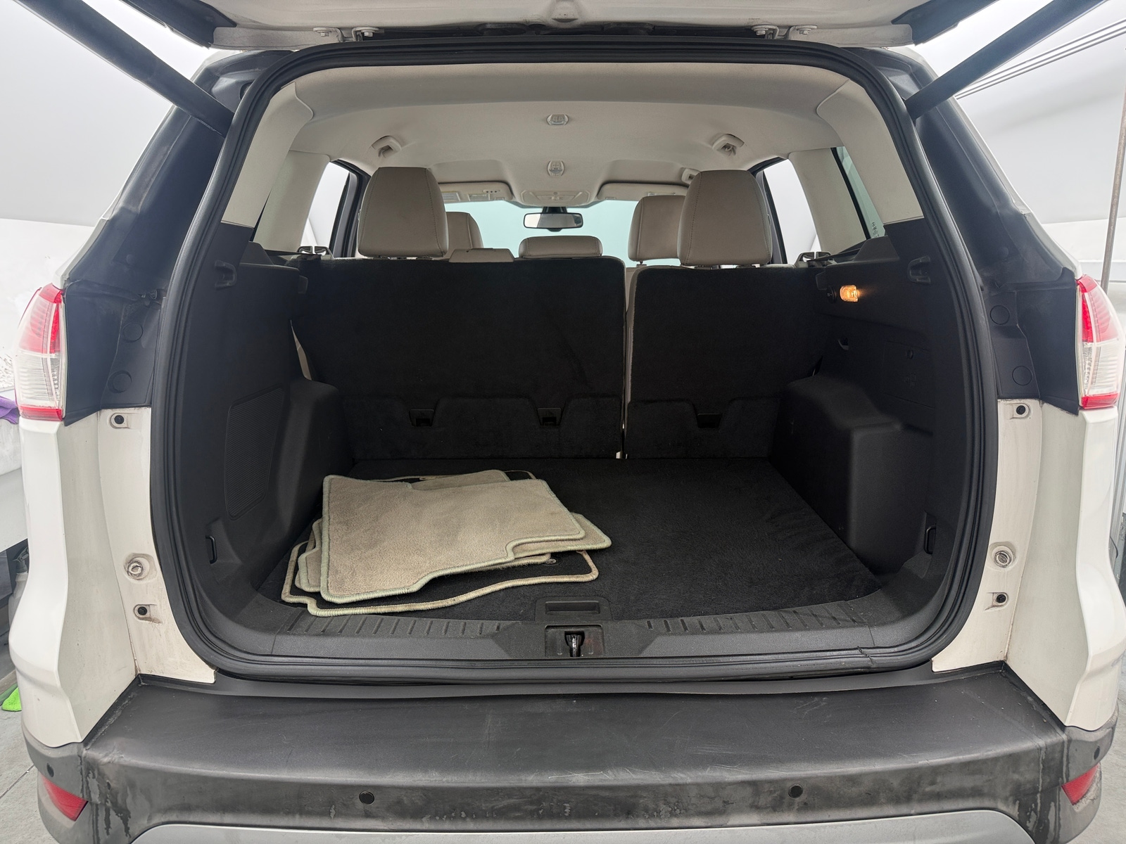 Thumbnail: 2014 Ford Escape - 6