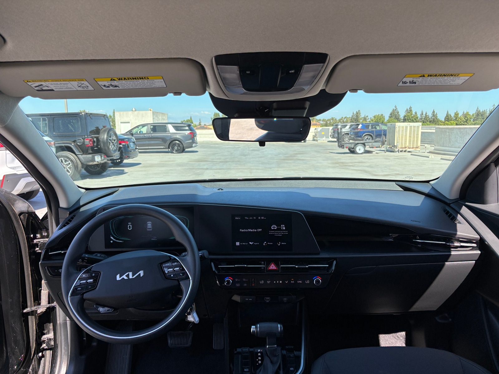 Thumbnail: 2026 Kia Niro - 3