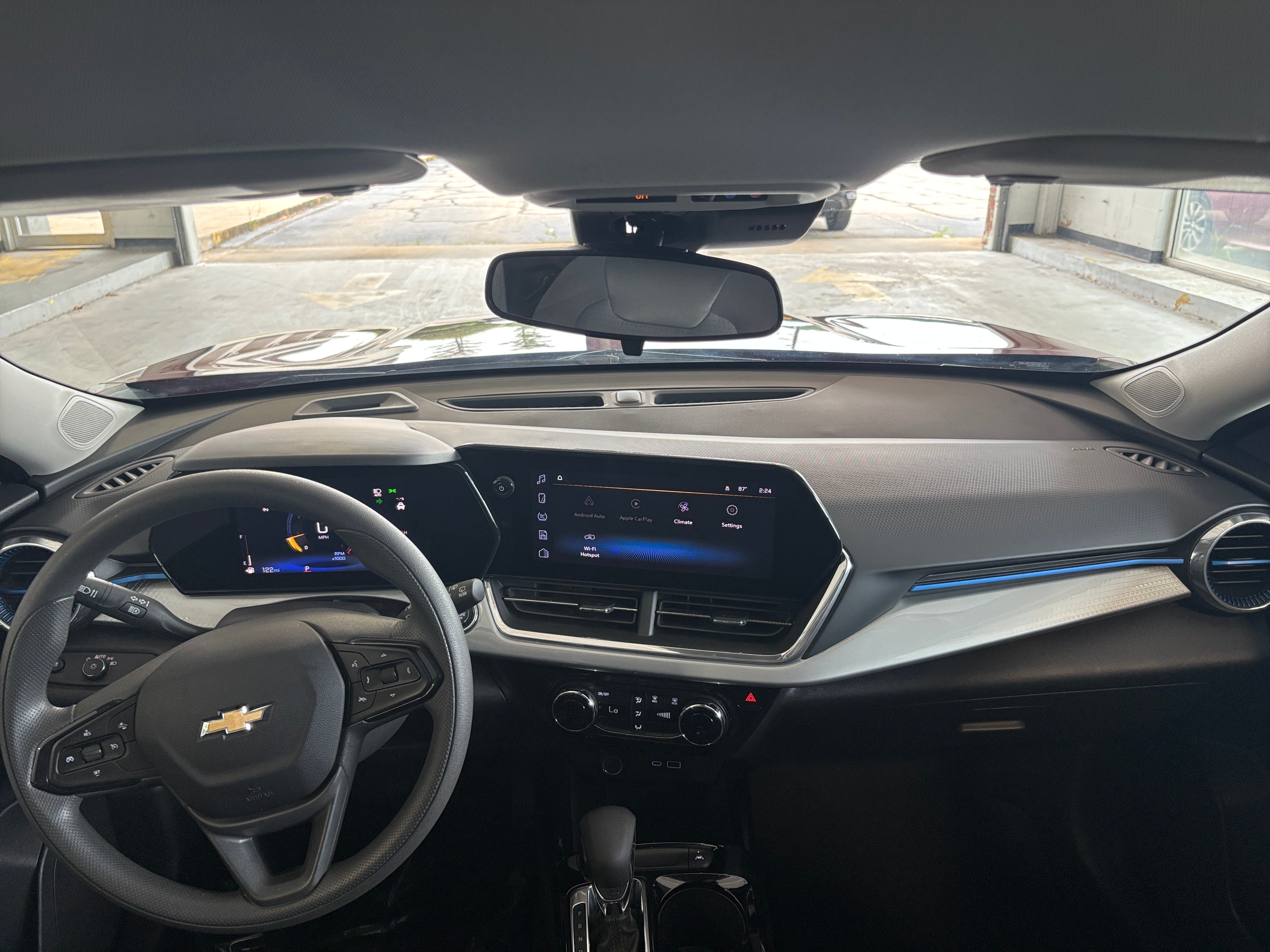 Thumbnail: 2025 Chevrolet Trax - 3