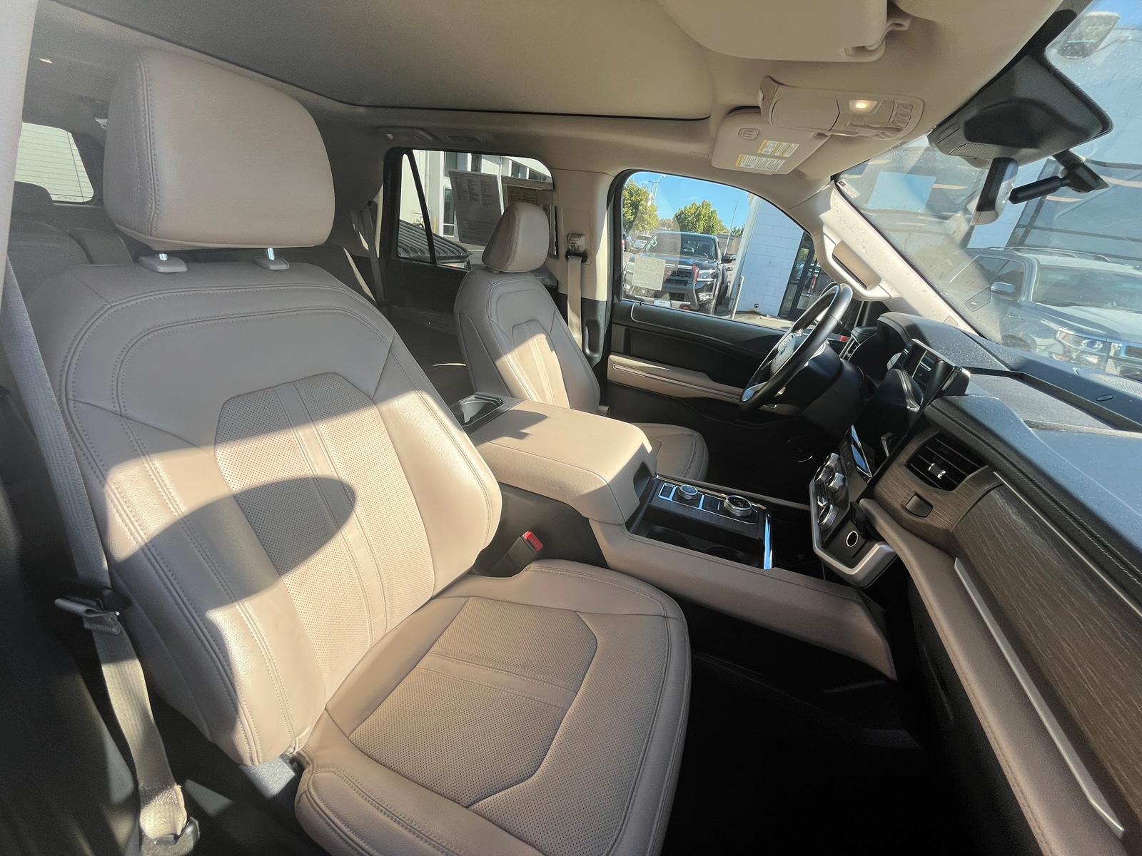 Thumbnail: 2024 Ford Expedition MAX - 2